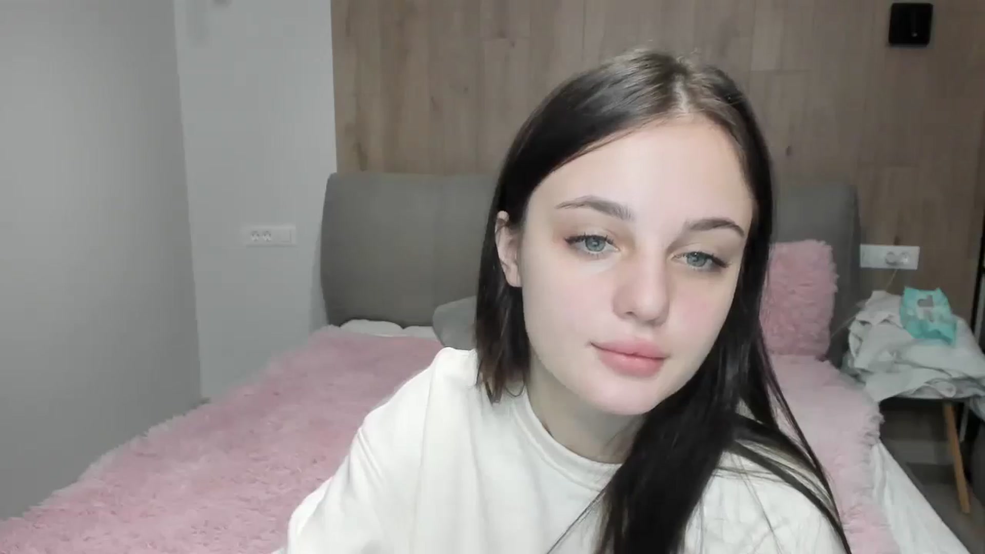 Gallery image thumbnail from Gigii_ulala_'s myfreecams stream on, 12/23/2023, 15:01 image 2 of 20