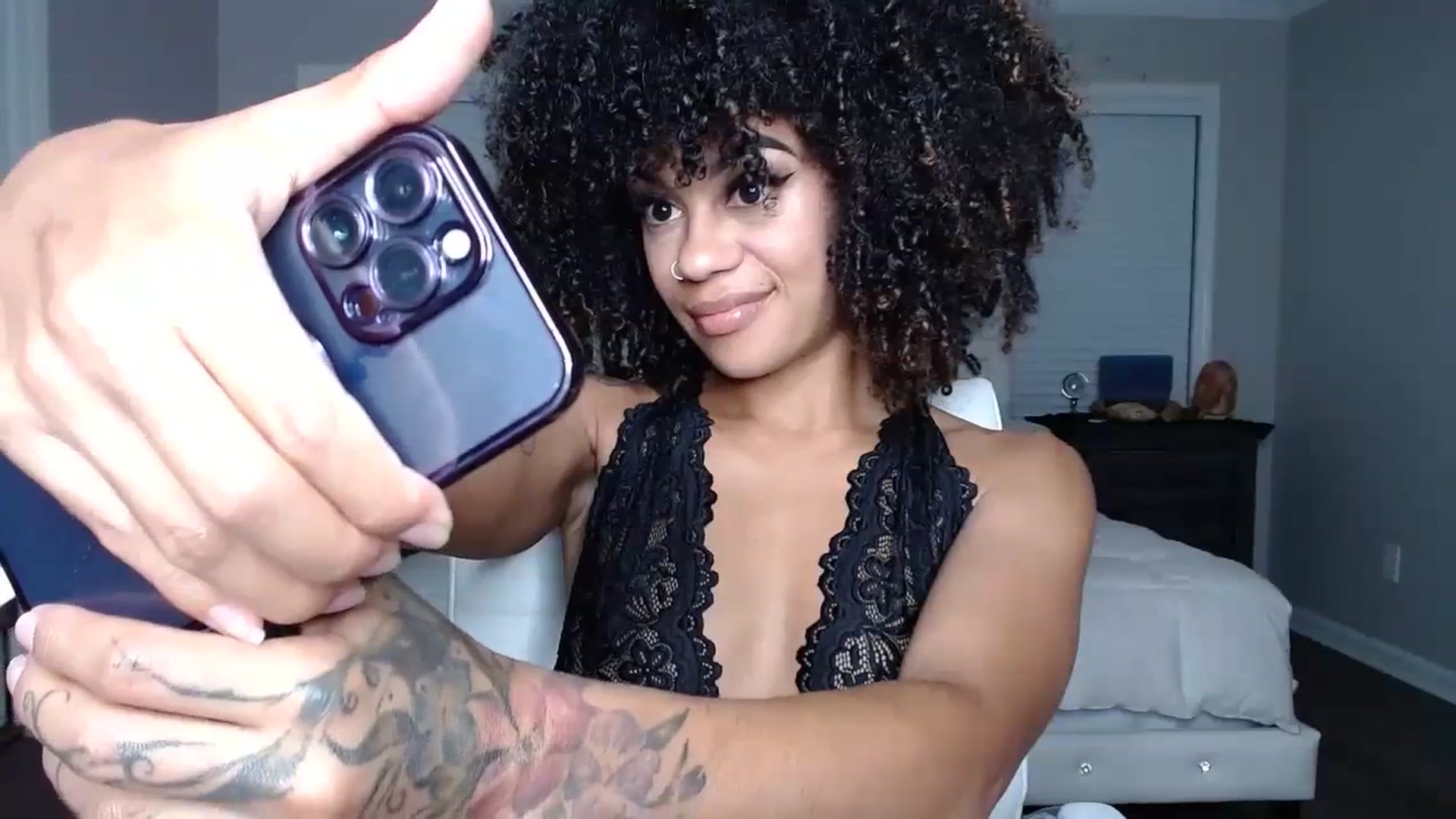 Gallery image thumbnail from GigisKittyCat's myfreecams stream on, 10/09/2023, 02:57 image 17 of 20
