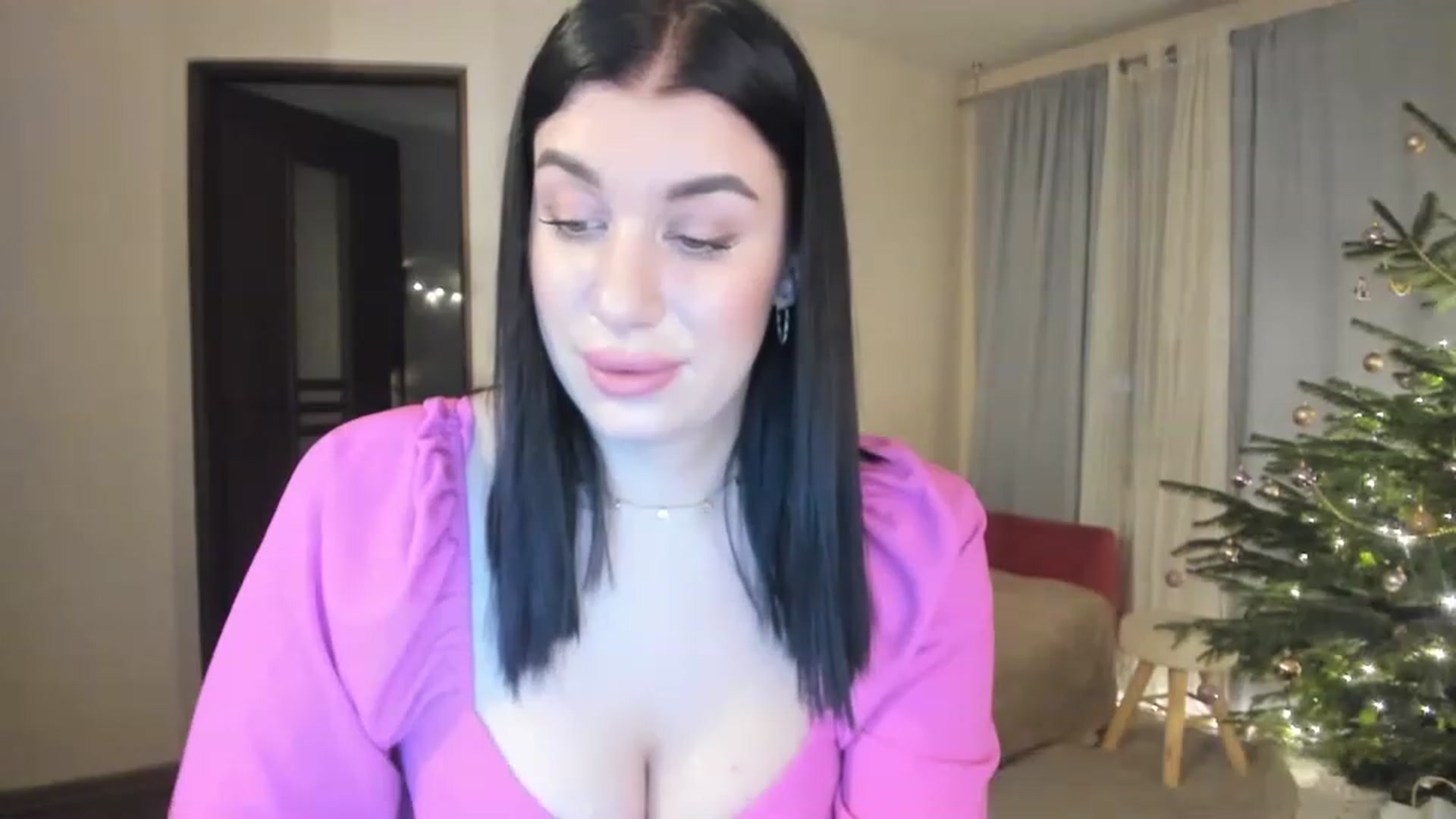 Gallery image thumbnail from GinaCandyn's myfreecams stream on, 12/26/2022, 16:54 image 7 of 20