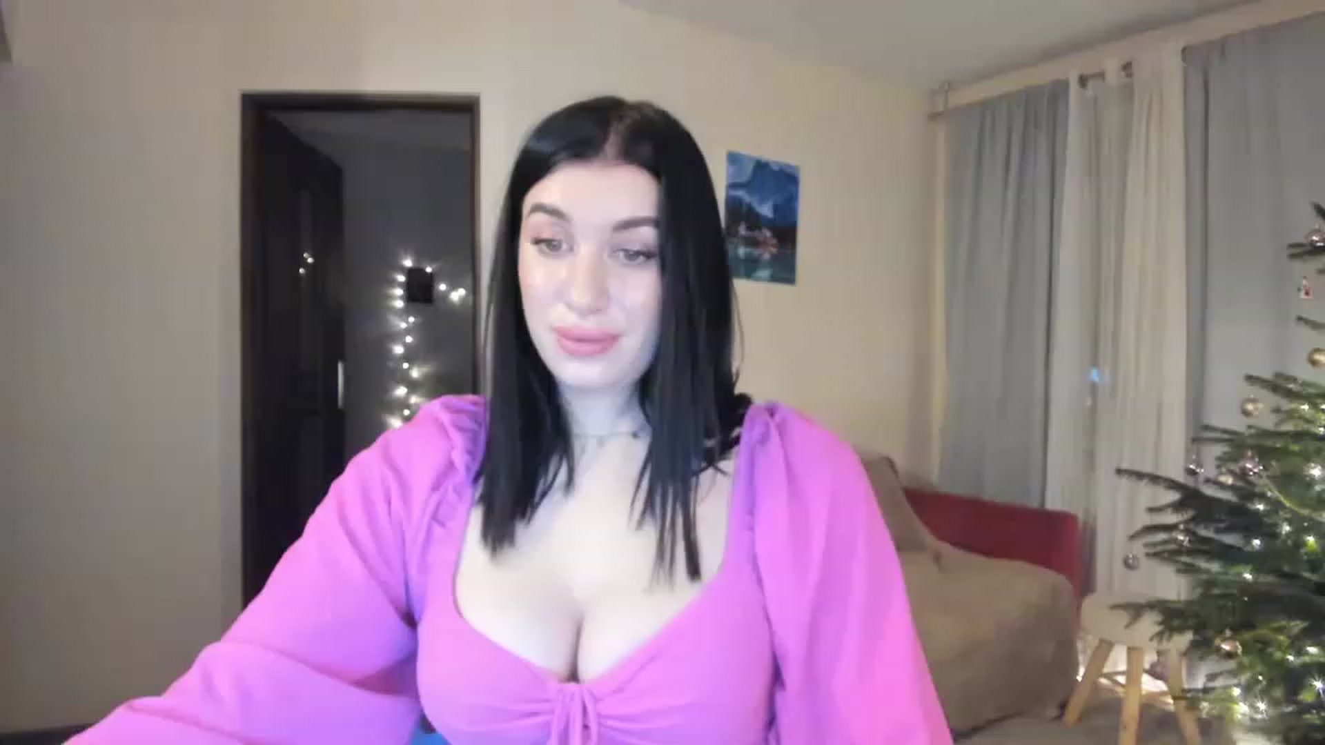 Gallery image thumbnail from GinaCandyn's myfreecams stream on, 12/26/2022, 16:54 image 18 of 20