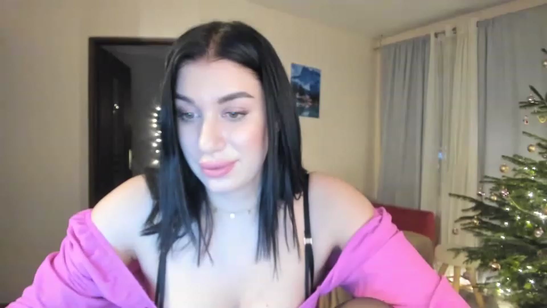 Gallery image thumbnail from GinaCandyn's myfreecams stream on, 12/26/2022, 16:54 image 16 of 20