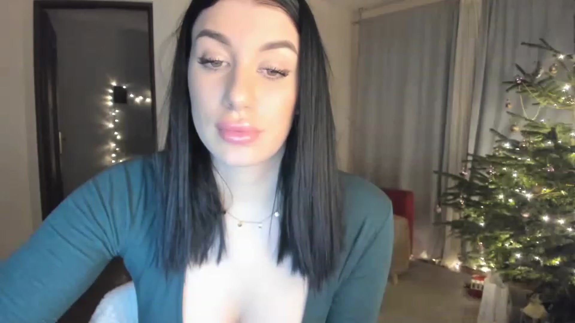 Gallery image thumbnail from GinaCandyn's myfreecams stream on, 01/08/2023, 15:25 image 19 of 20