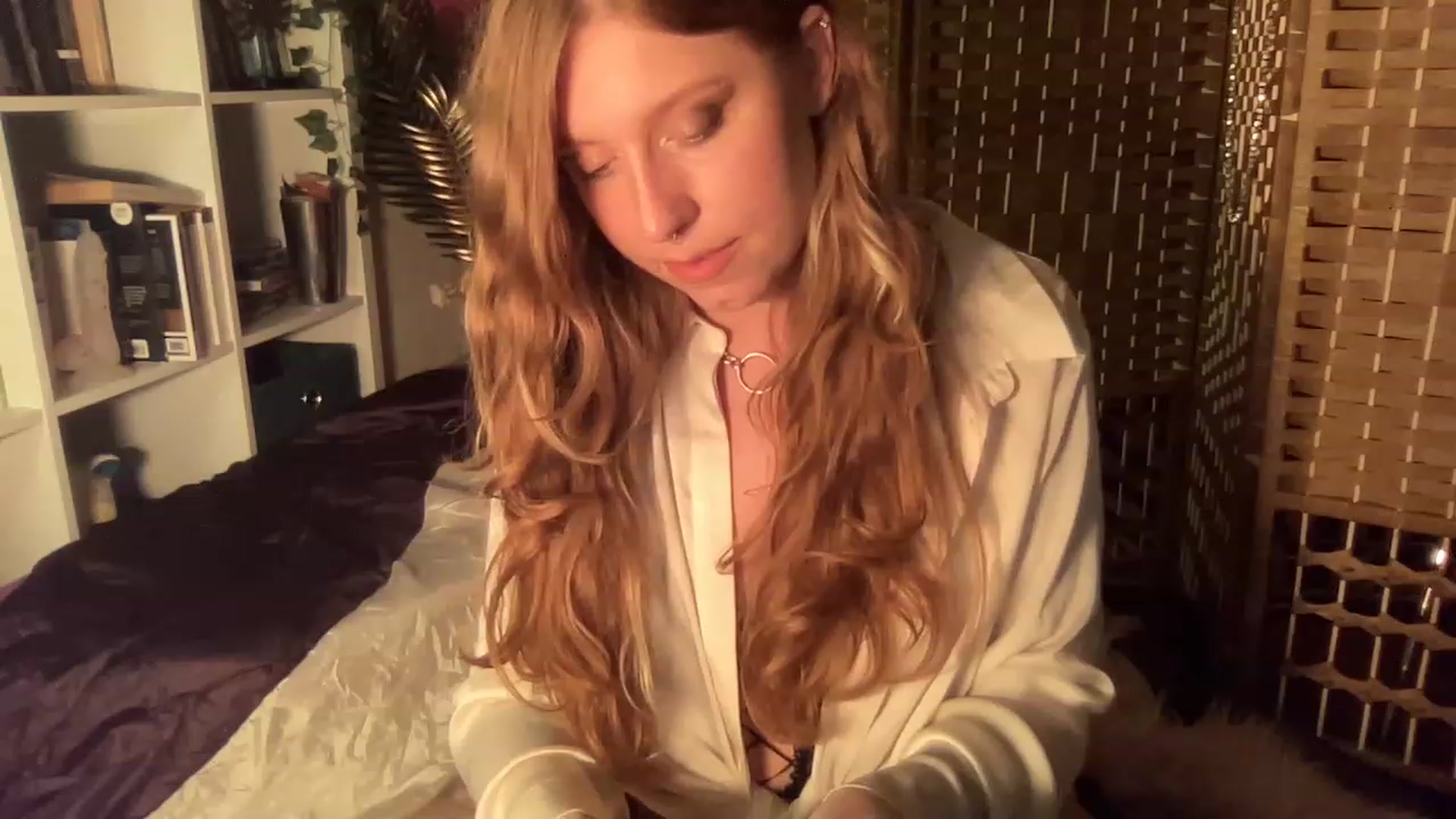 Gallery image thumbnail from GinaRabbit's myfreecams stream on, 11/28/2022, 04:46 image 19 of 20