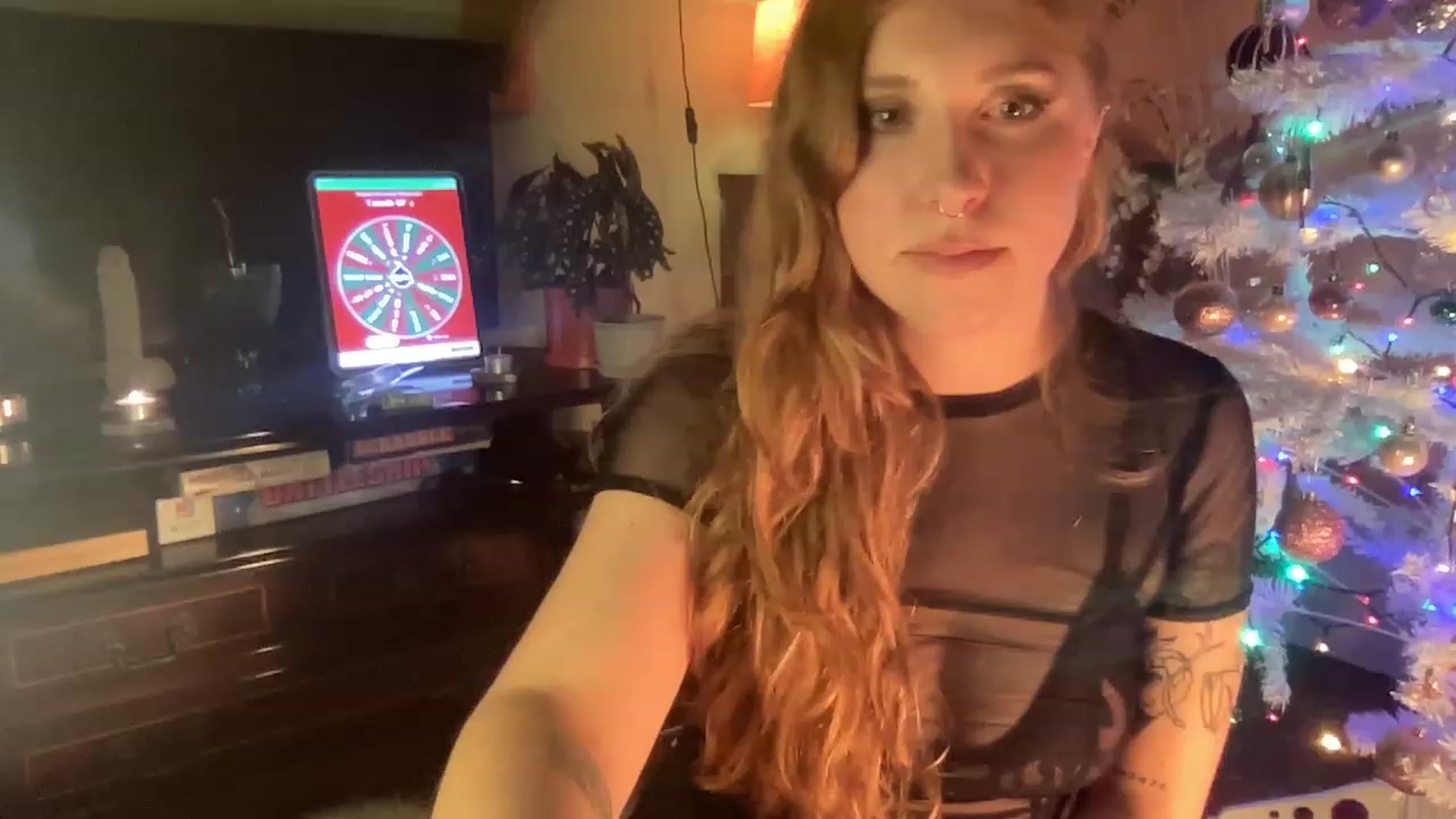 Gallery image thumbnail from GinaRabbit's myfreecams stream on, 12/01/2022, 01:36 image 8 of 20