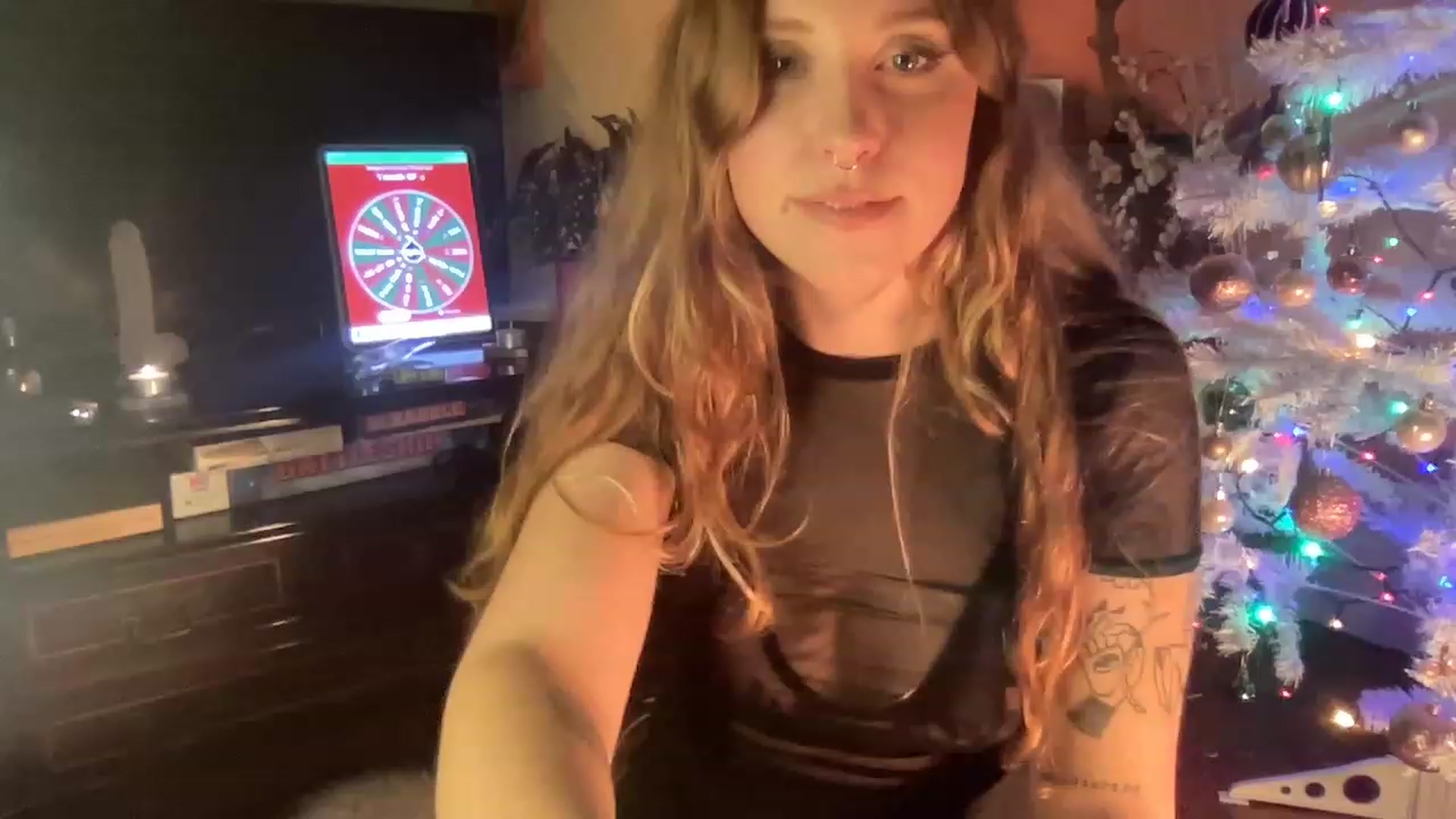 Gallery image thumbnail from GinaRabbit's myfreecams stream on, 12/01/2022, 01:36 image 5 of 20