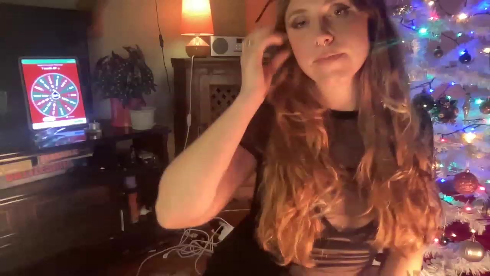 Gallery image thumbnail from GinaRabbit's myfreecams stream on, 12/01/2022, 01:36 image 20 of 20