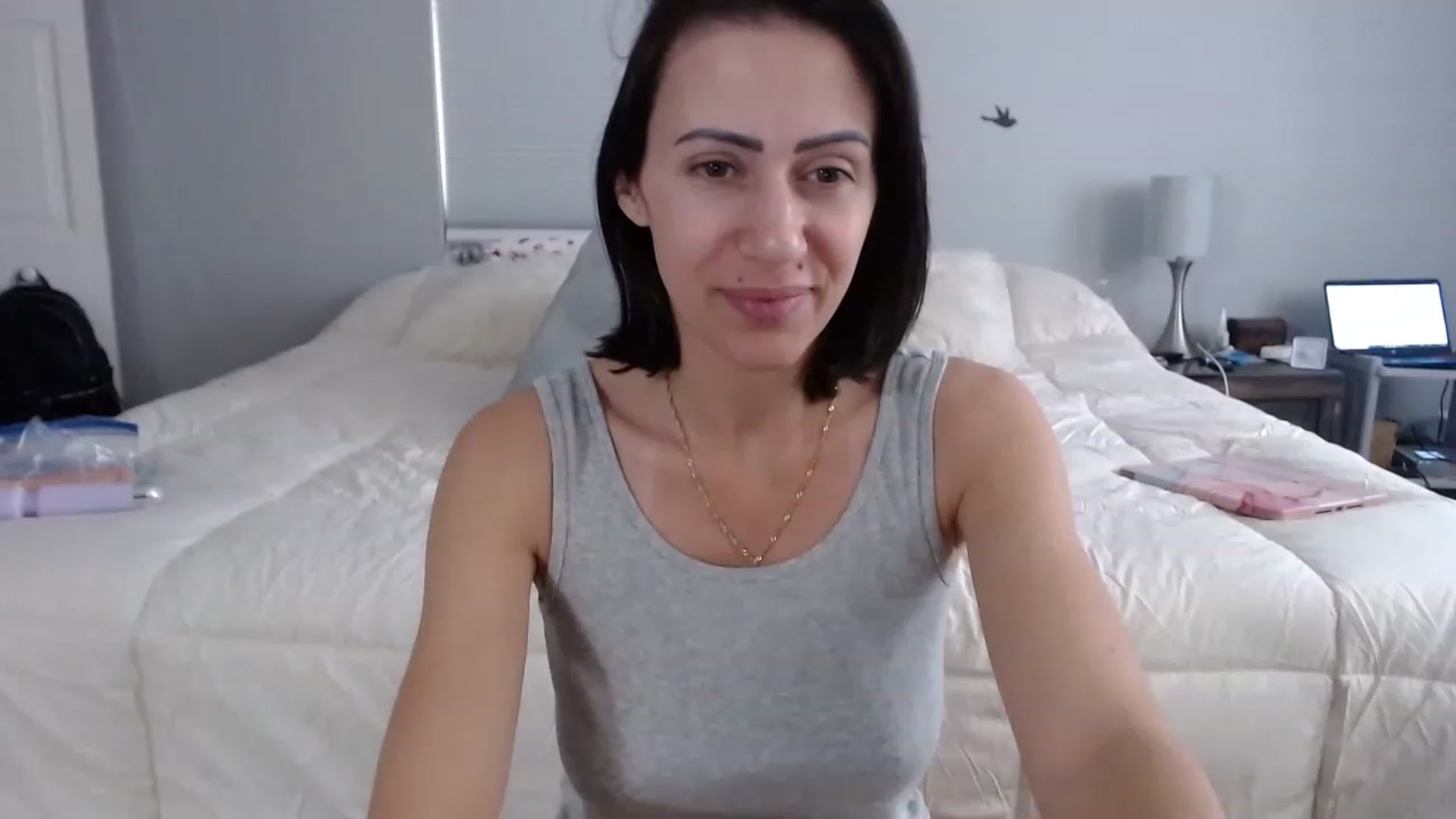 Gallery image thumbnail from Gina_Rae's myfreecams stream on, 02/06/2023, 14:29 image 16 of 20