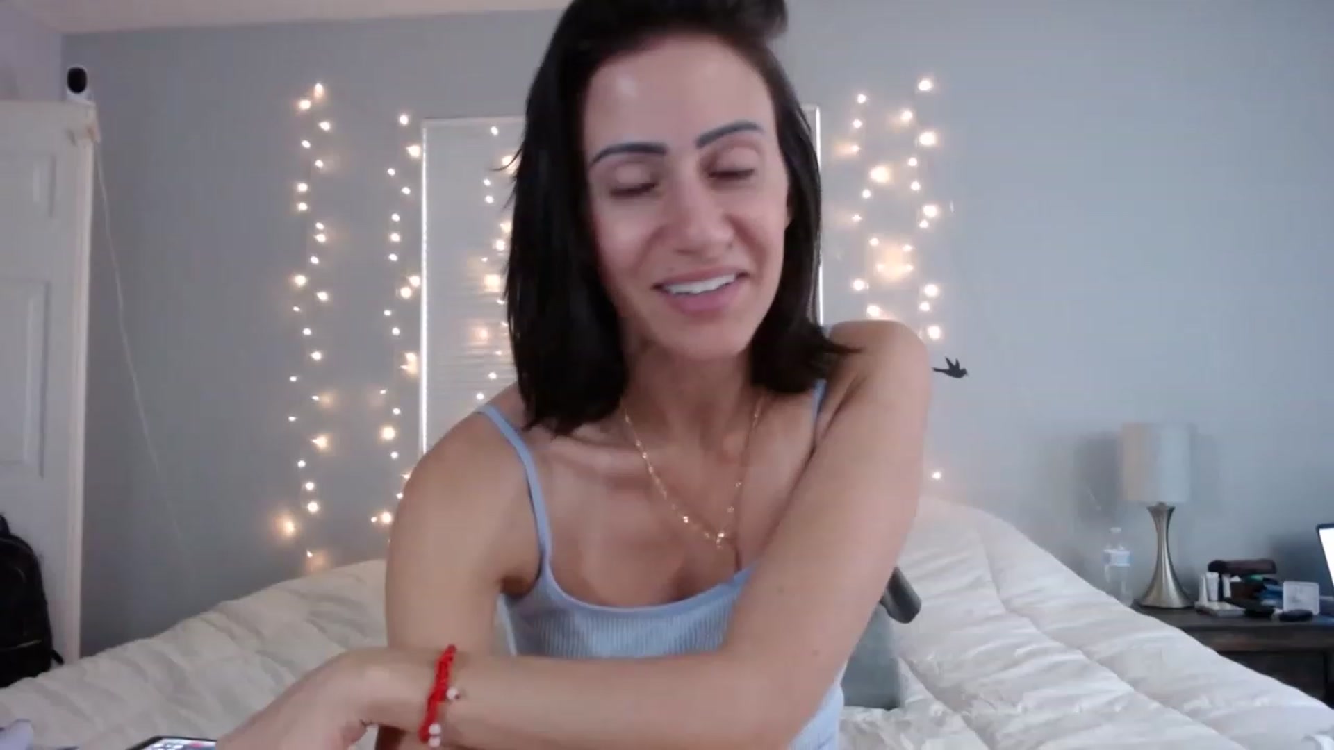 Gallery image thumbnail from Gina_Rae's myfreecams stream on, 03/13/2023, 14:36 image 19 of 20