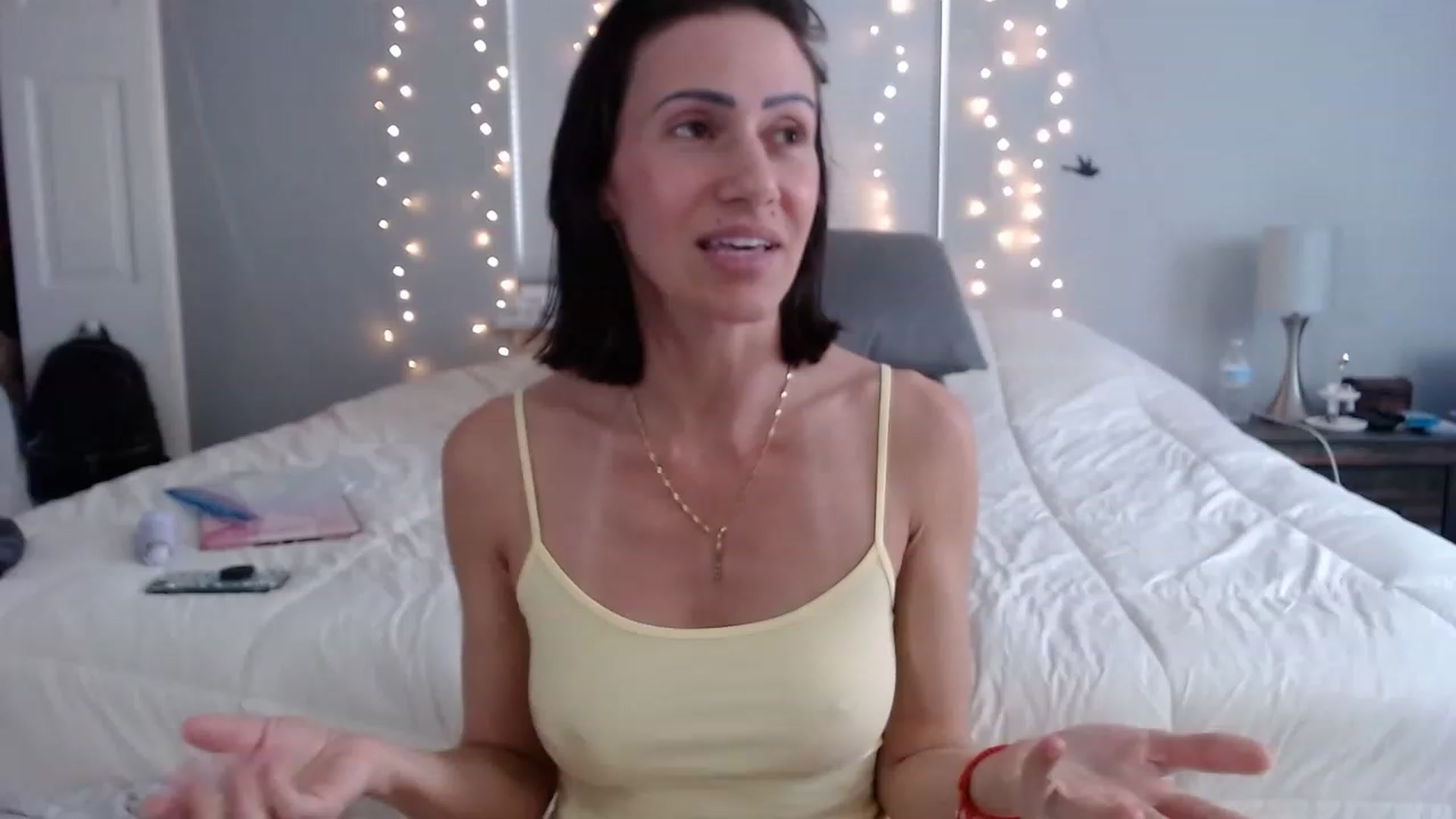 Gallery image thumbnail from Gina_Rae's myfreecams stream on, 03/20/2023, 14:38 image 3 of 20