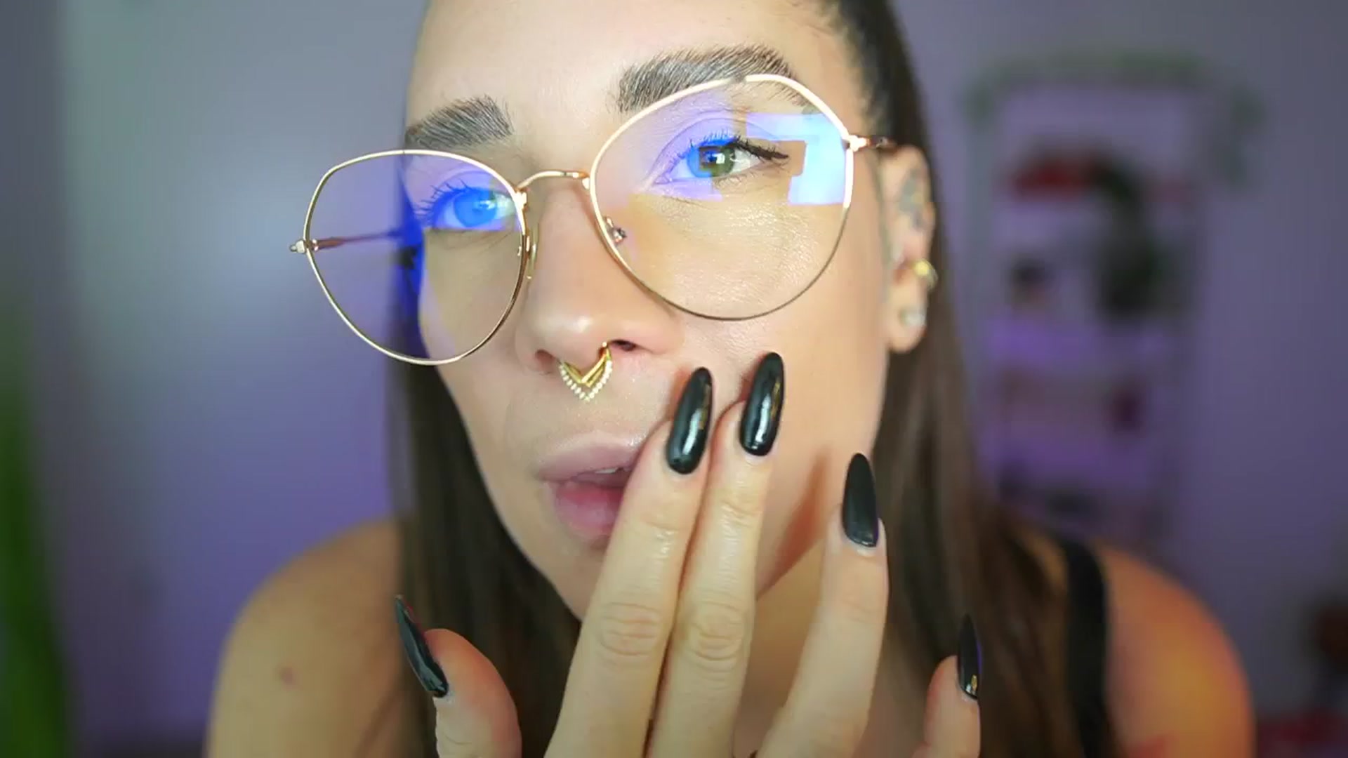 Gallery image thumbnail from Gina__cali's myfreecams stream on, 11/04/2025, 10:57 image 14 of 20