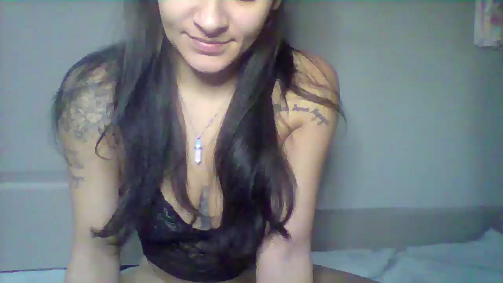 Gallery image thumbnail from Ginalove18's myfreecams stream on, 02/02/2026, 17:42 image 1 of 20