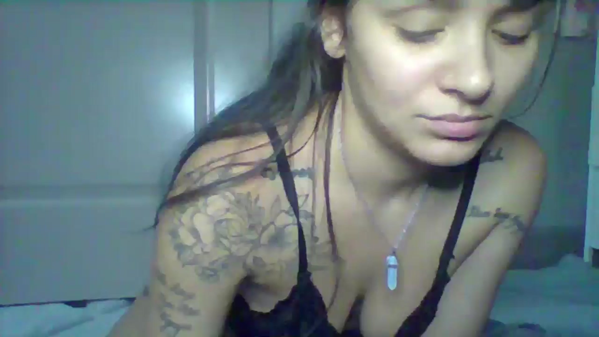Gallery image thumbnail from Ginalove18's myfreecams stream on, 02/02/2026, 18:42 image 1 of 20