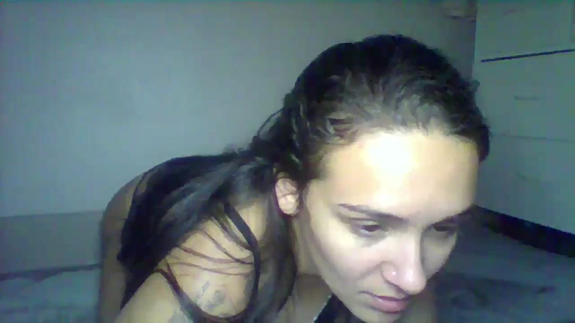 Gallery image thumbnail from Ginalove18's myfreecams stream on, 02/02/2026, 19:22 image 7 of 20