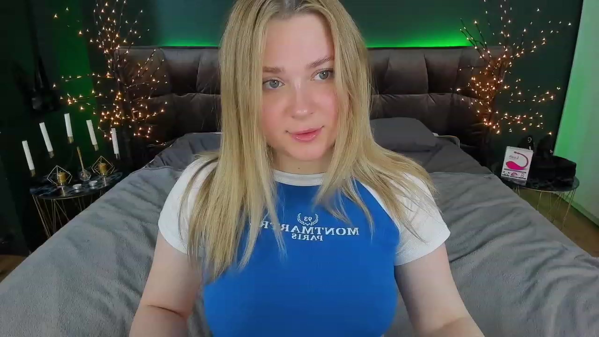 Gallery image thumbnail from GinerisReddis's myfreecams stream on, 07/10/2023, 13:02 image 16 of 20