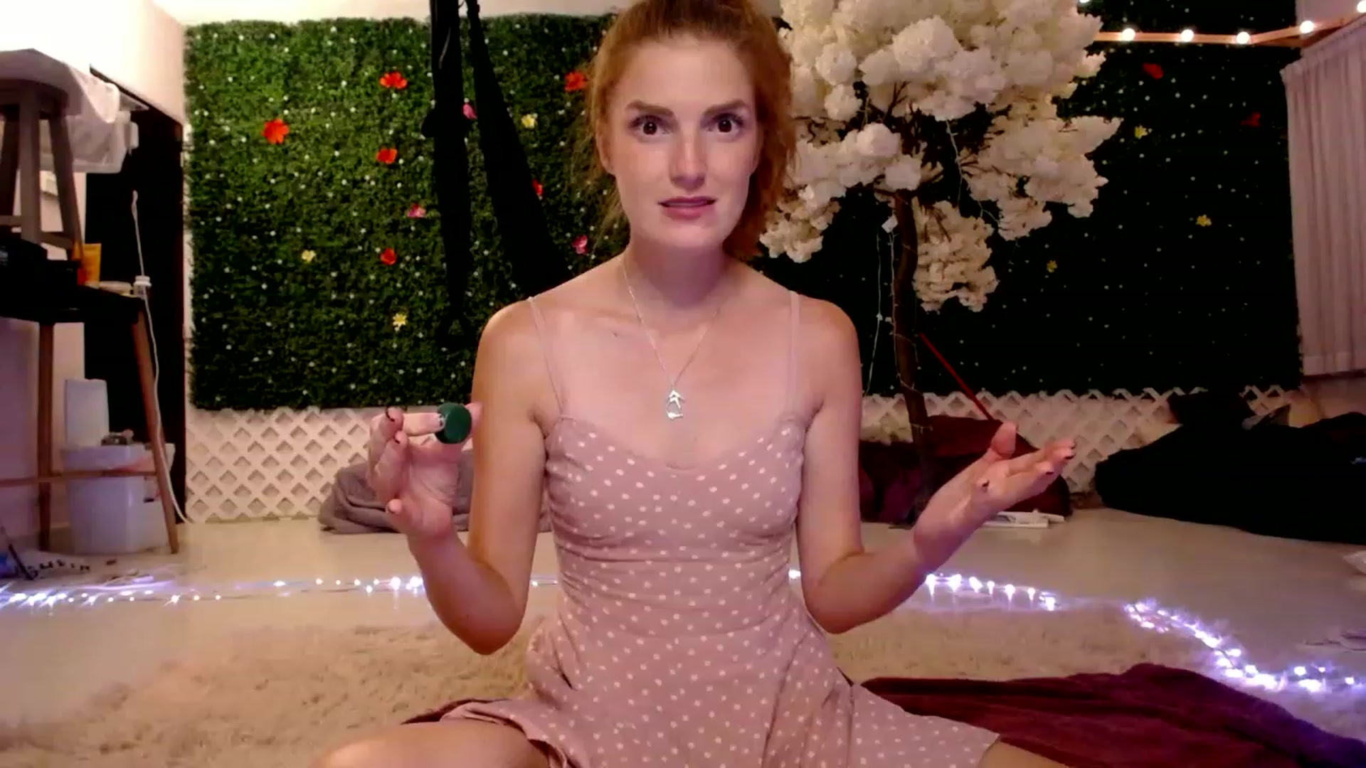 Gallery image thumbnail from GingerMFC's myfreecams stream on, 06/15/2023, 10:45 image 20 of 20