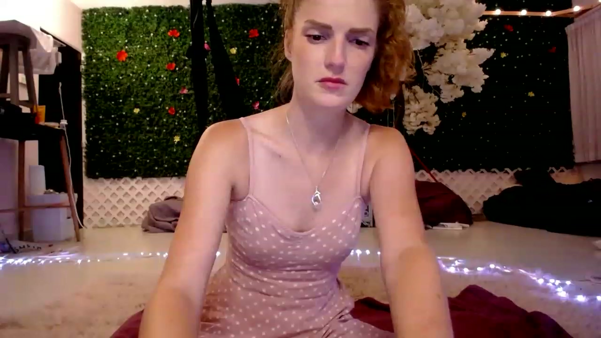 Gallery image thumbnail from GingerMFC's myfreecams stream on, 06/15/2023, 12:47 image 4 of 20