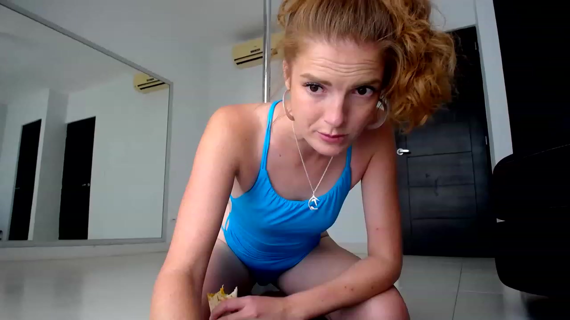 Gallery image thumbnail from GingerMFC's myfreecams stream on, 06/18/2023, 16:03 image 13 of 20