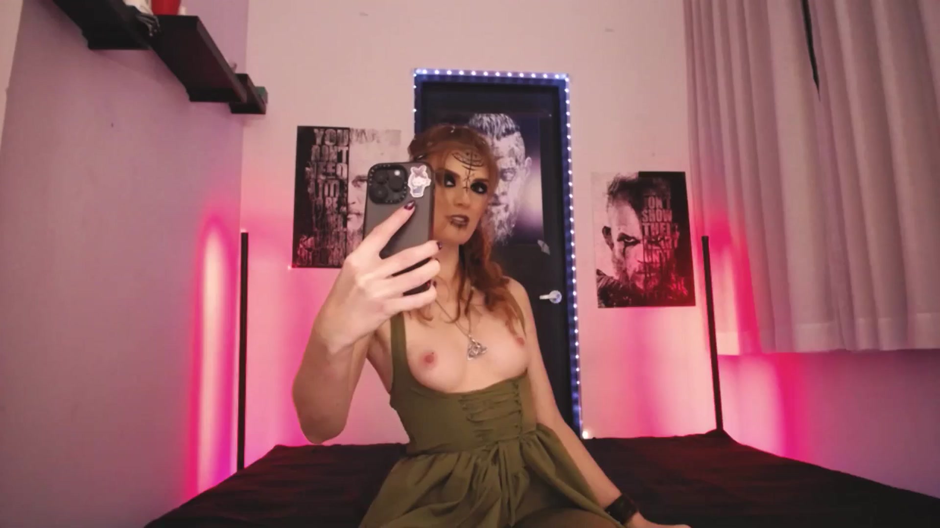 Gallery image thumbnail from GingerMFC's myfreecams stream on, 02/02/2025, 10:48 image 1 of 20