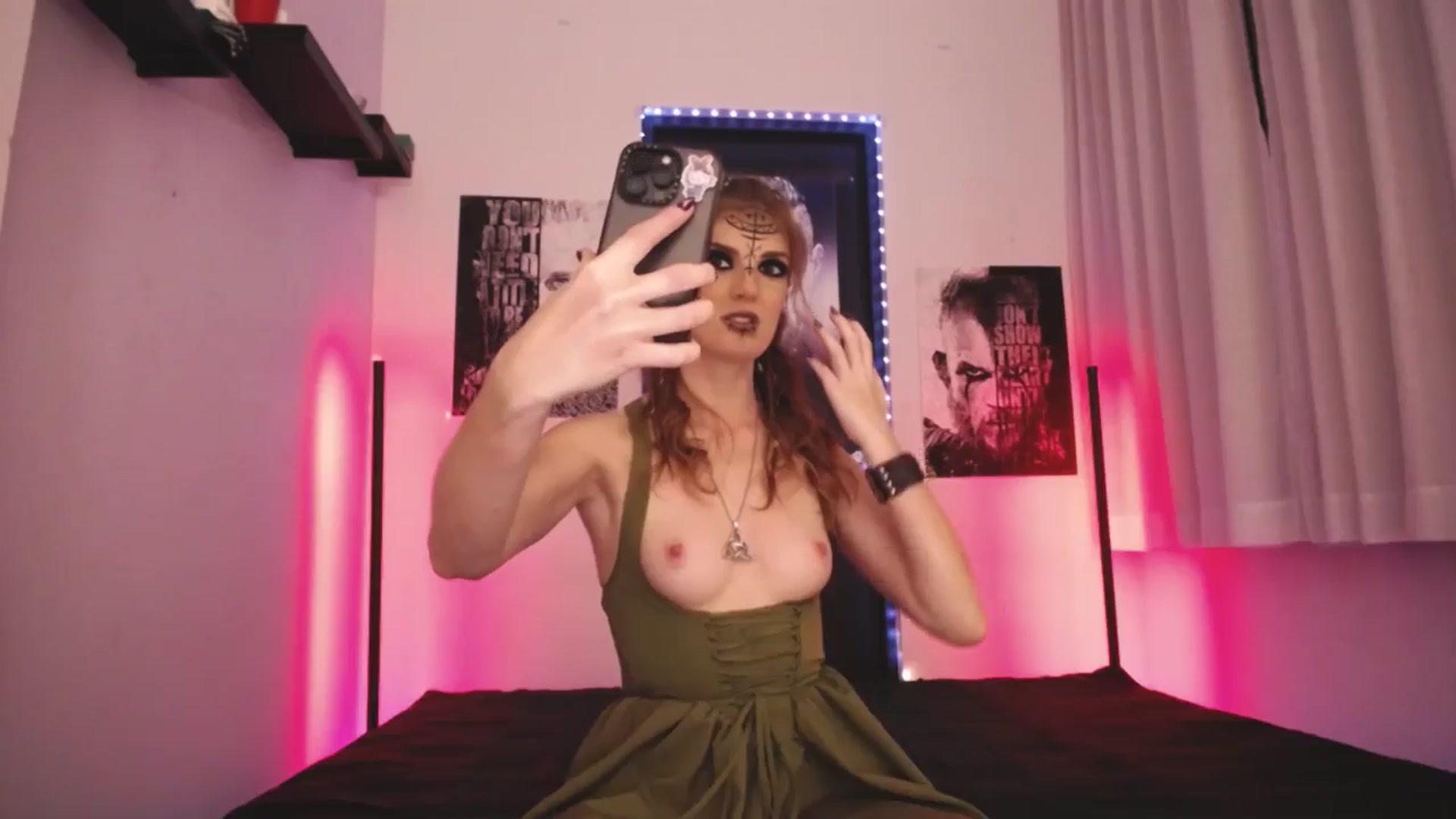 Gallery image thumbnail from GingerMFC's myfreecams stream on, 02/02/2025, 10:48 image 2 of 20