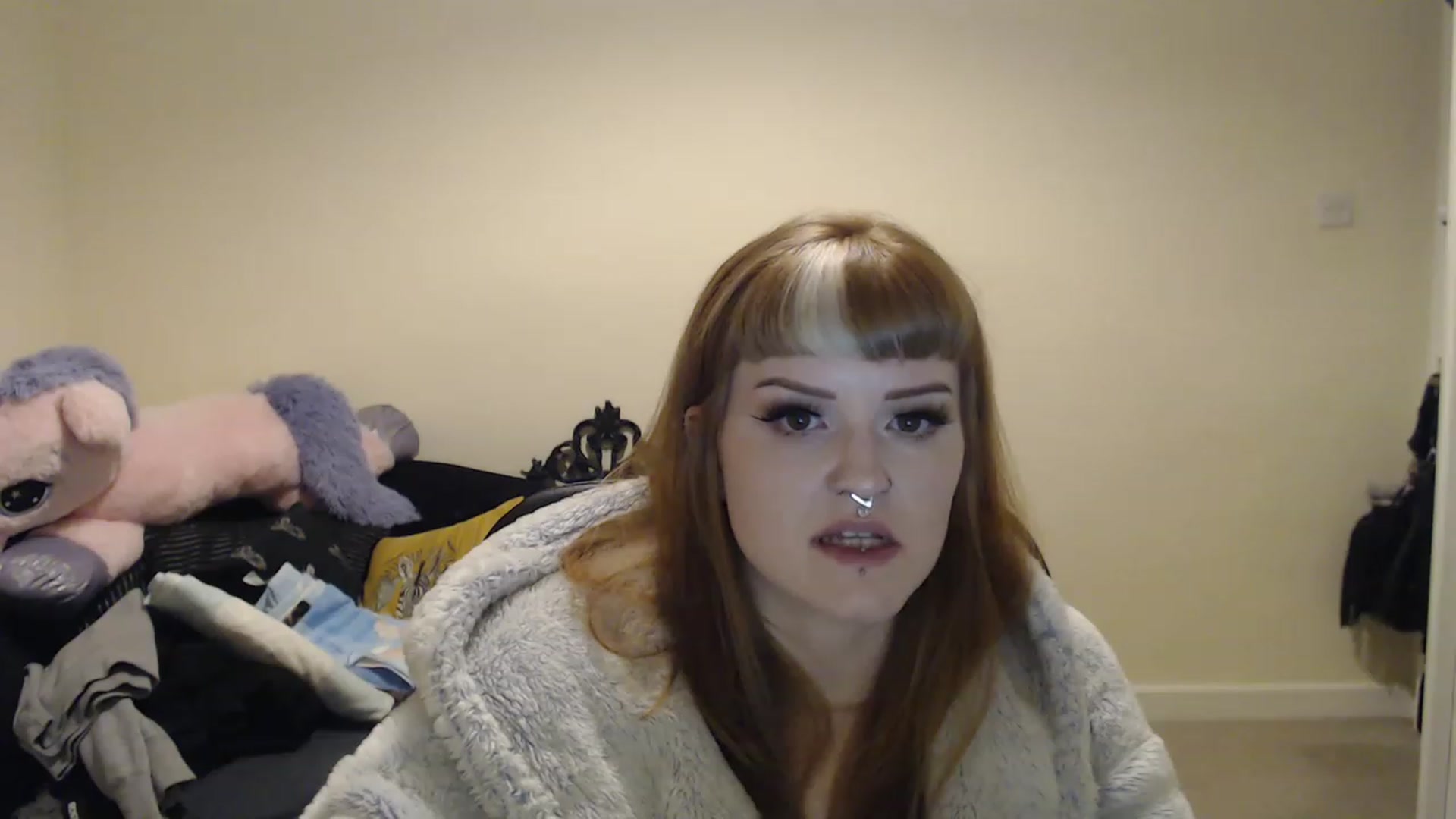 Gallery image thumbnail from GingerMinnie's myfreecams stream on, 01/02/2023, 23:32 image 18 of 20