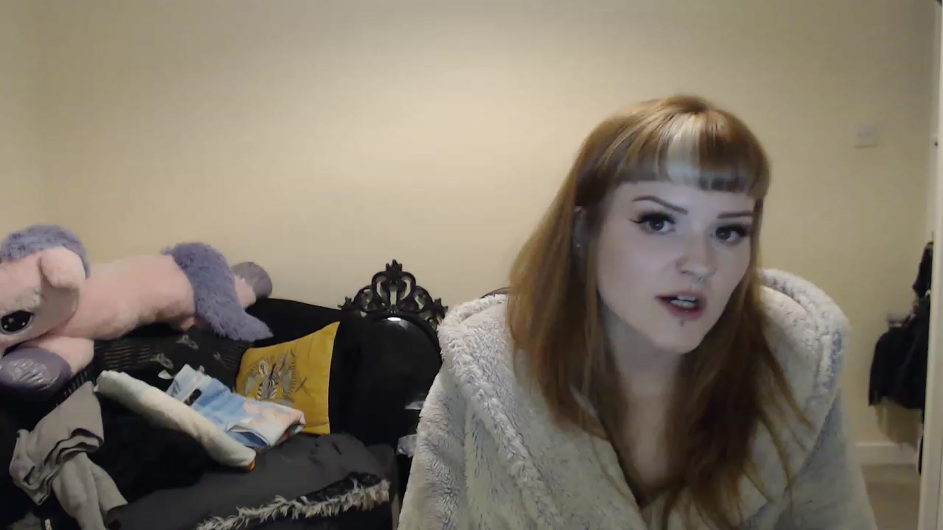 Gallery image thumbnail from GingerMinnie's myfreecams stream on, 01/02/2023, 23:32 image 9 of 20