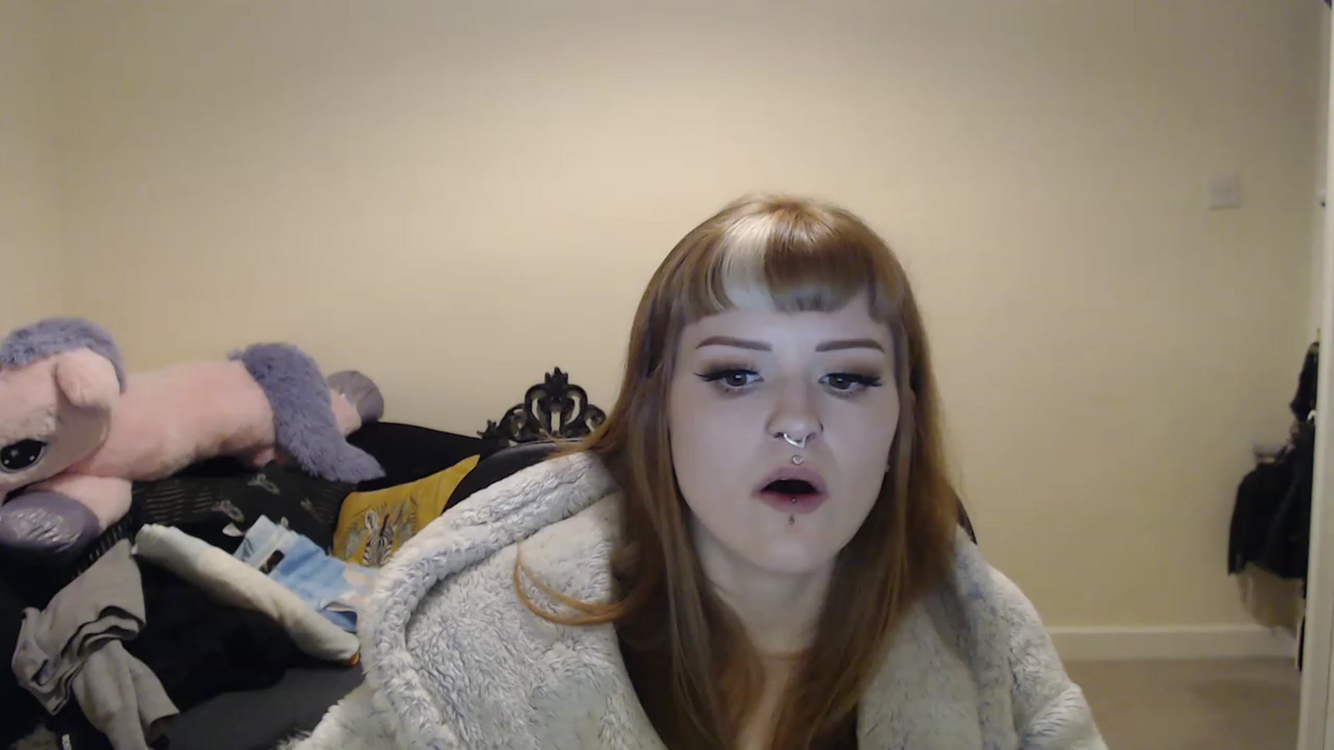 Gallery image thumbnail from GingerMinnie's myfreecams stream on, 01/02/2023, 23:32 image 17 of 20