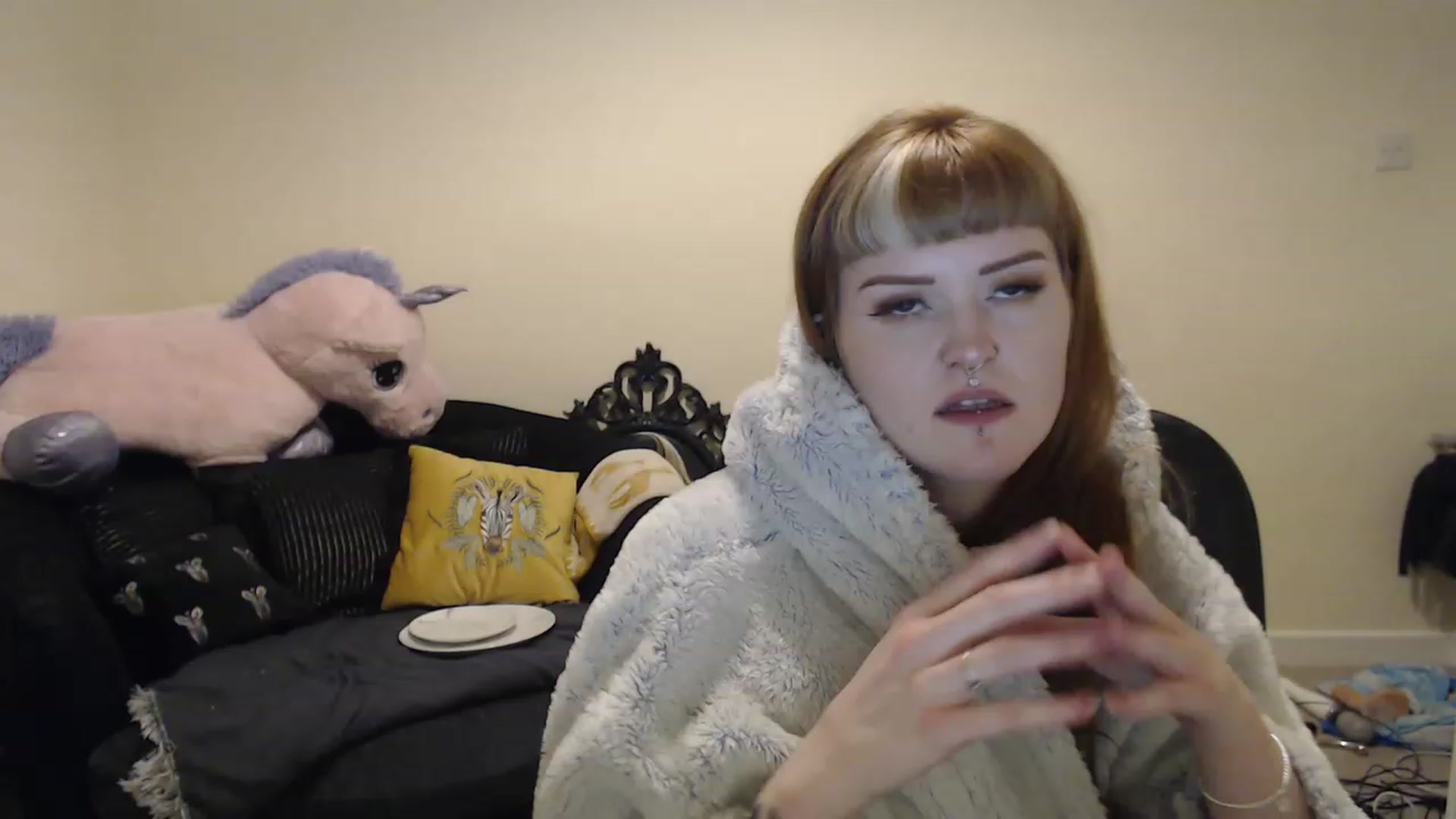 Gallery image thumbnail from GingerMinnie's myfreecams stream on, 01/04/2023, 24:04 image 20 of 20