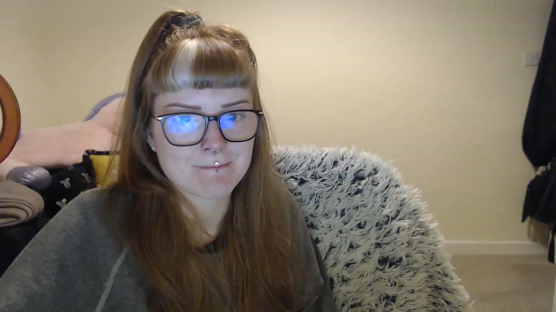 Gallery image thumbnail from GingerMinnie's myfreecams stream on, 01/19/2023, 23:19 image 1 of 20