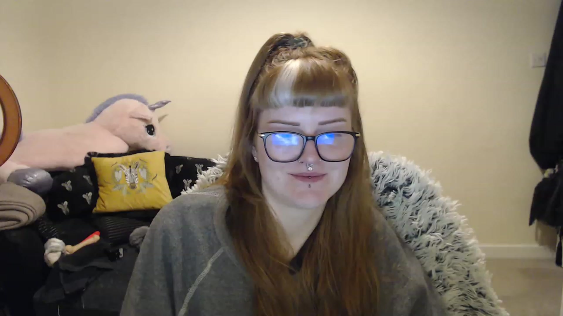 Gallery image thumbnail from GingerMinnie's myfreecams stream on, 01/19/2023, 23:19 image 14 of 20