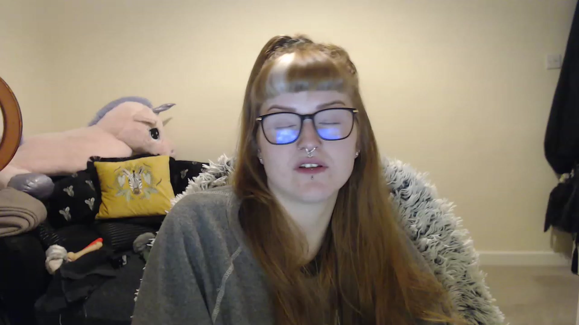 Gallery image thumbnail from GingerMinnie's myfreecams stream on, 01/19/2023, 23:19 image 5 of 20
