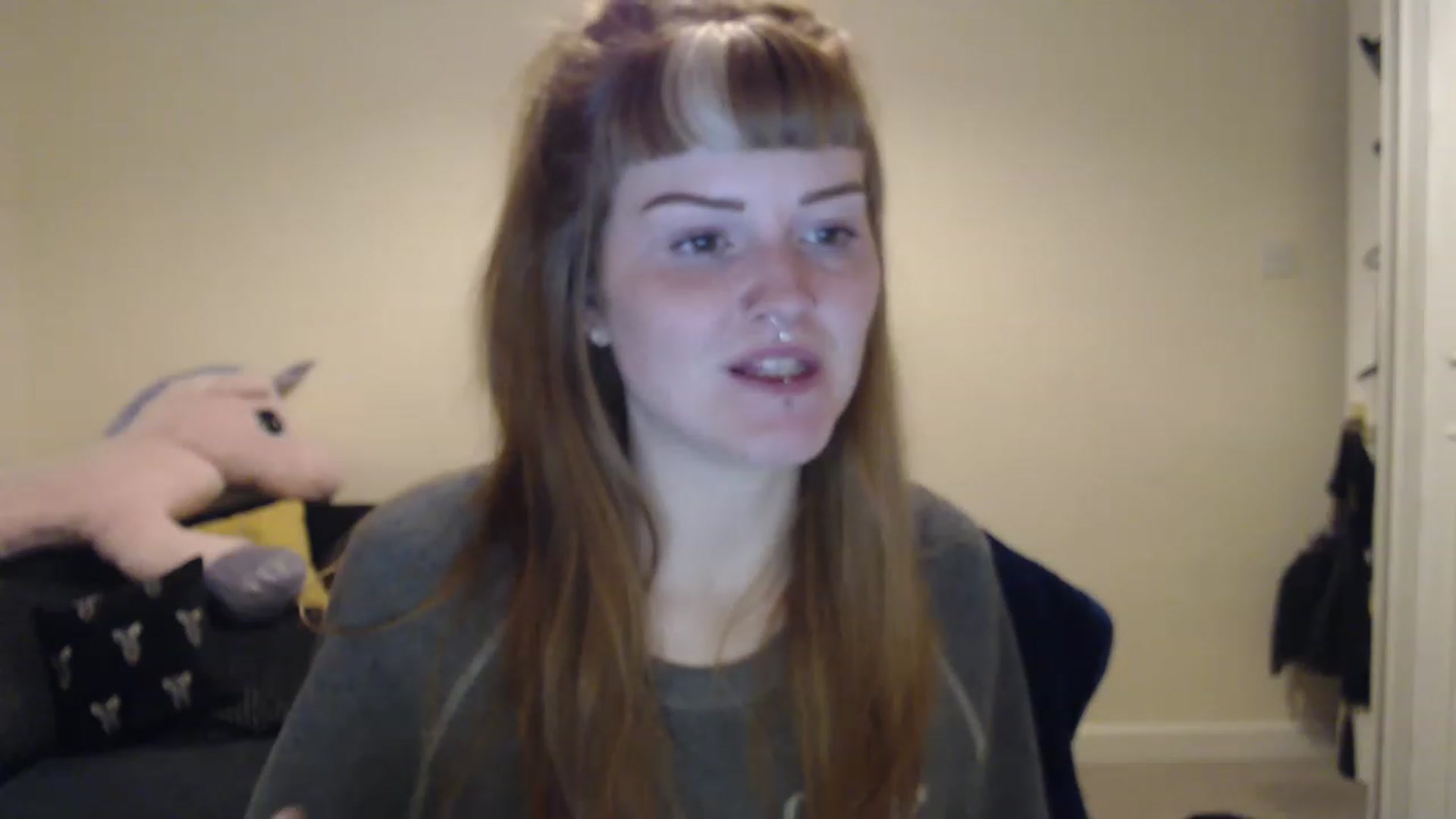 Gallery image thumbnail from GingerMinnie's myfreecams stream on, 03/28/2023, 21:12 image 15 of 20