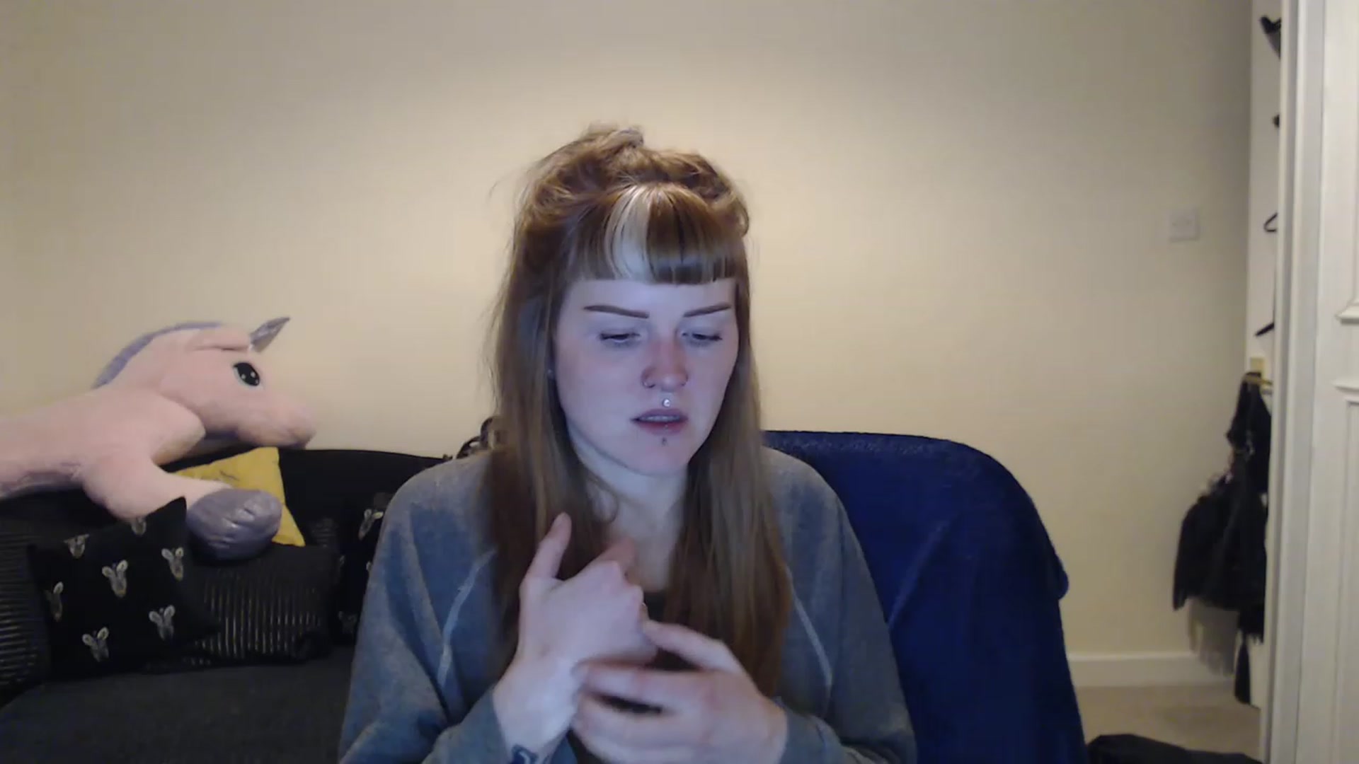 Gallery image thumbnail from GingerMinnie's myfreecams stream on, 03/28/2023, 21:12 image 7 of 20