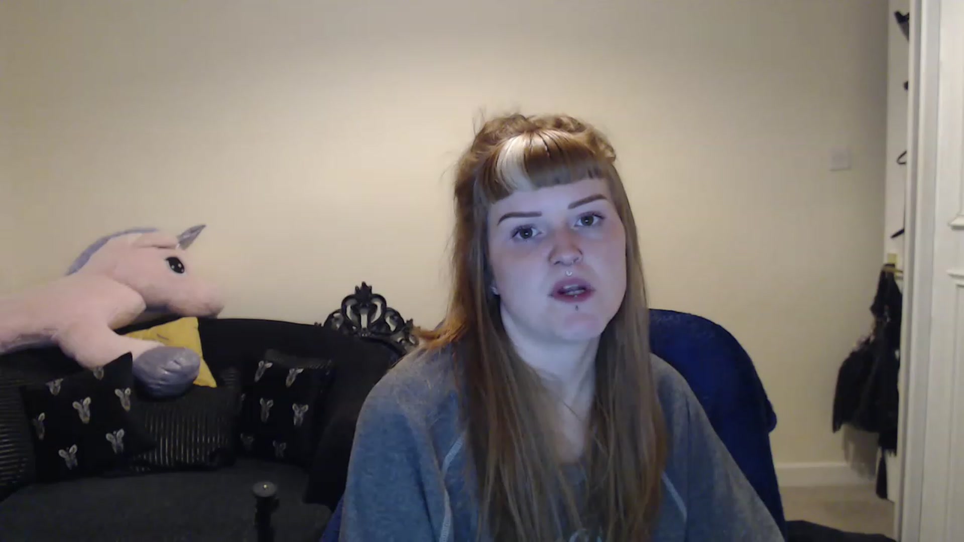 Gallery image thumbnail from GingerMinnie's myfreecams stream on, 03/28/2023, 21:12 image 6 of 20