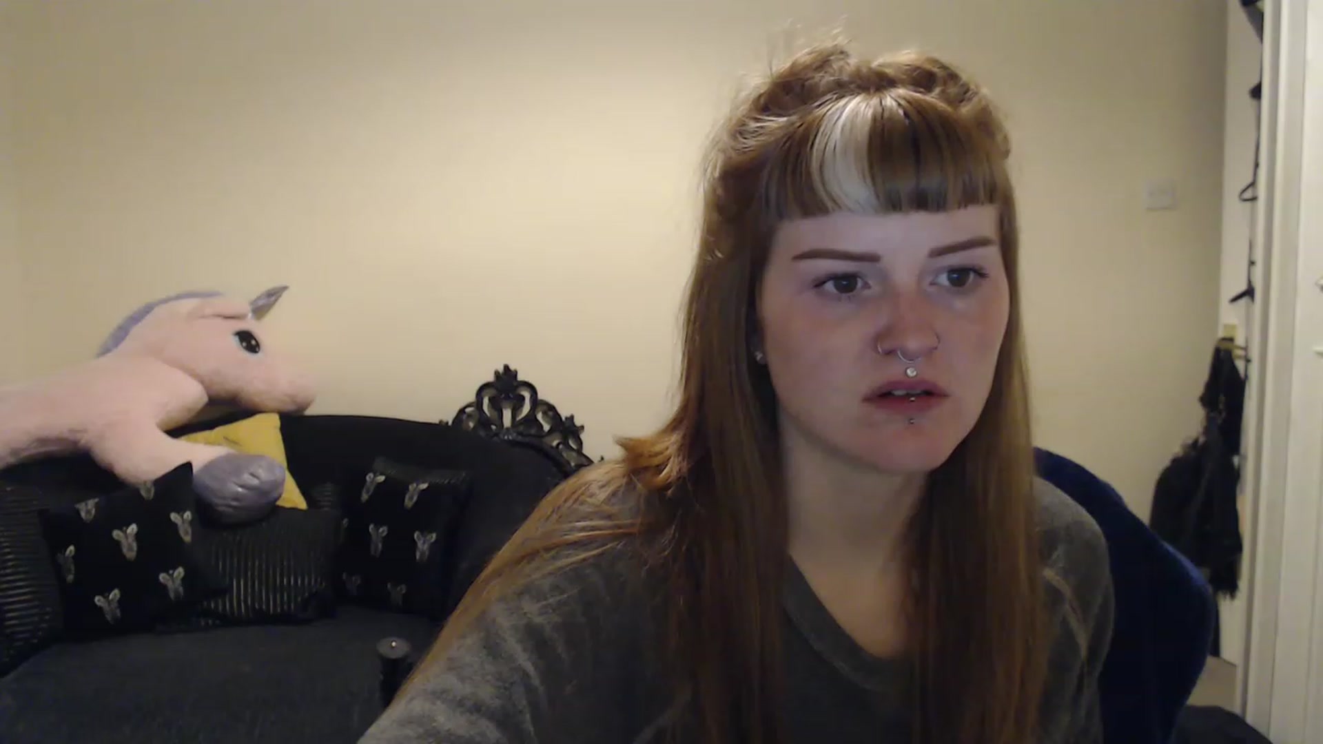 Gallery image thumbnail from GingerMinnie's myfreecams stream on, 03/28/2023, 21:12 image 19 of 20