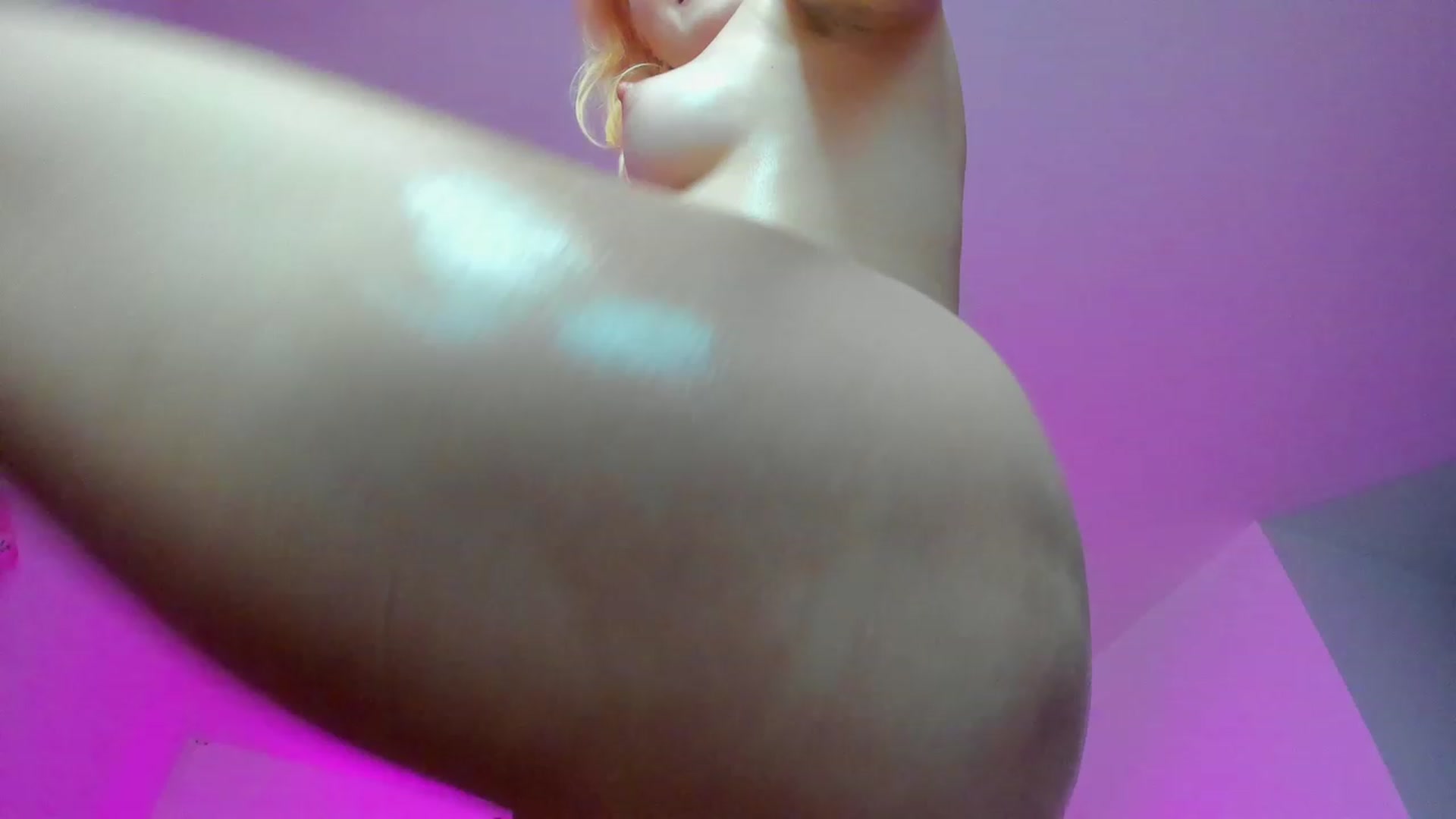 Gallery image thumbnail from GingerVi's myfreecams stream on, 02/02/2024, 24:27 image 7 of 20