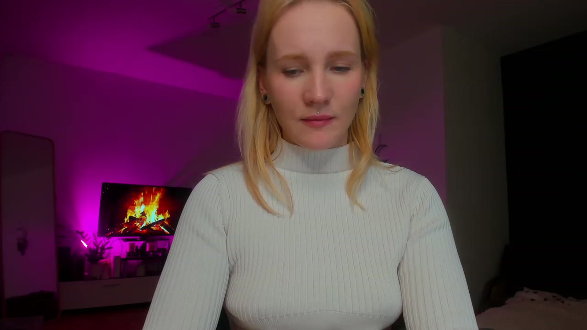 Gallery image thumbnail from GingerVi's myfreecams stream on, 02/26/2024, 03:24 image 20 of 20