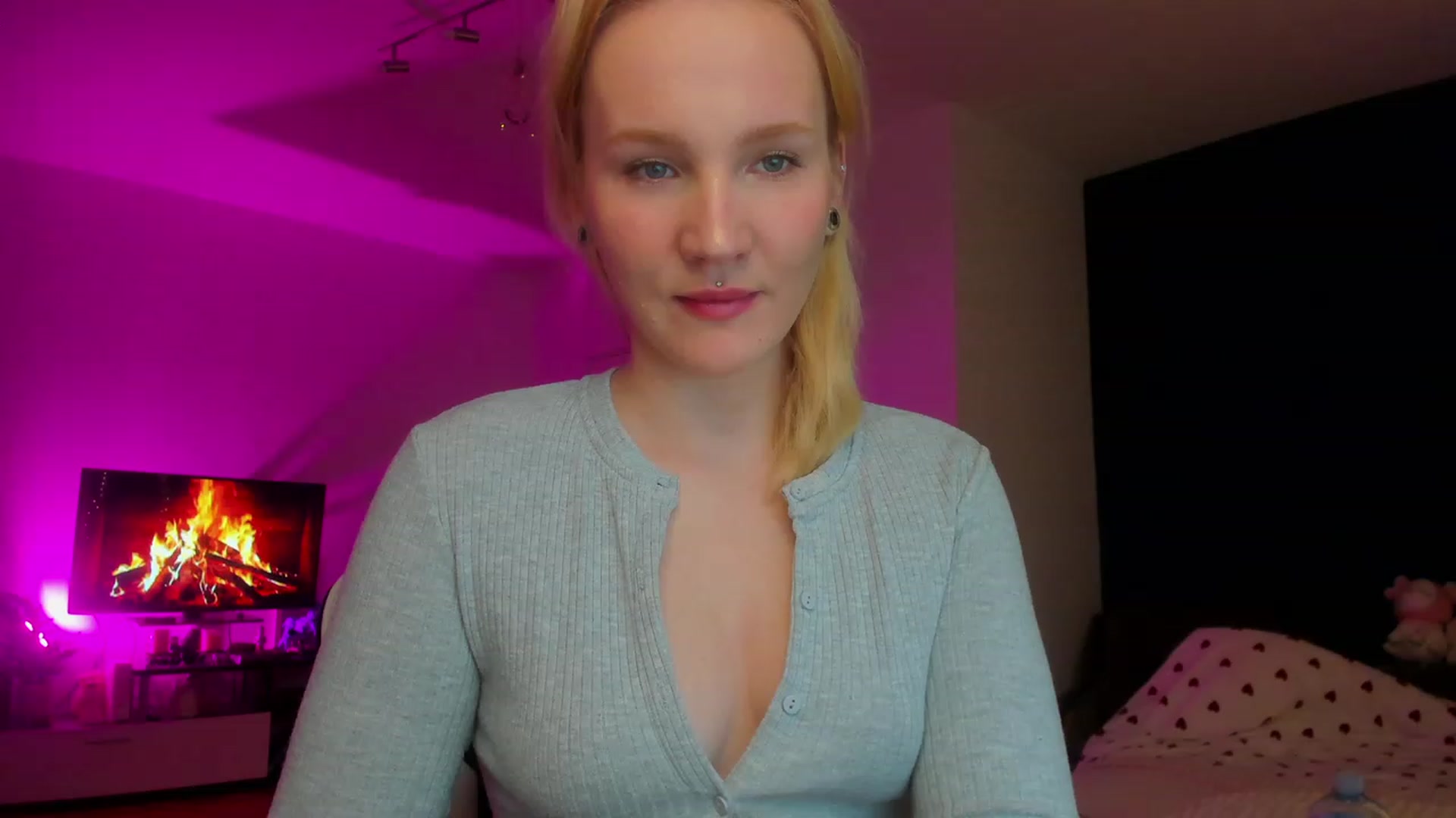 Gallery image thumbnail from GingerVi's myfreecams stream on, 02/27/2024, 01:17 image 1 of 20