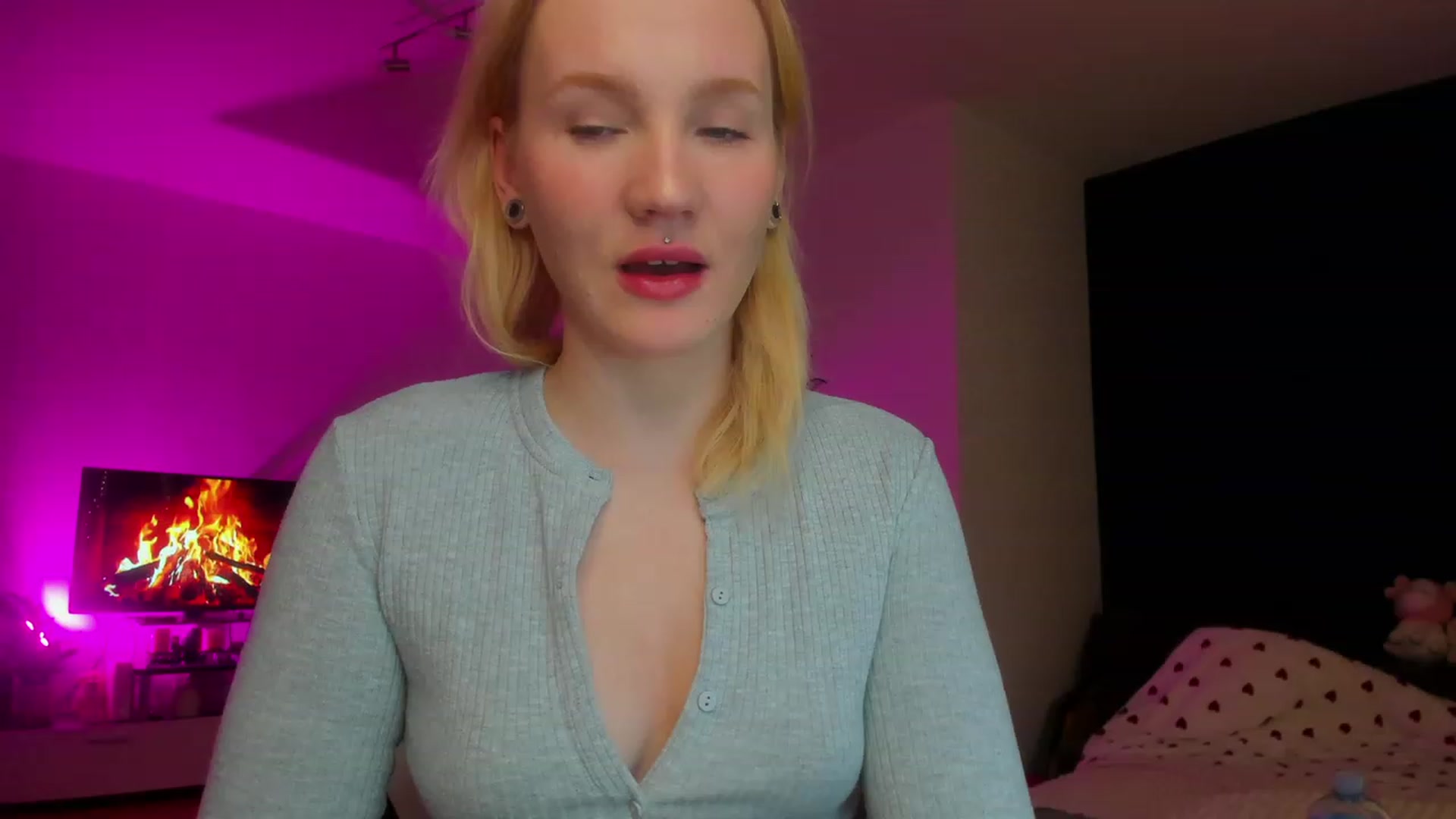 Gallery image thumbnail from GingerVi's myfreecams stream on, 02/27/2024, 01:17 image 2 of 20