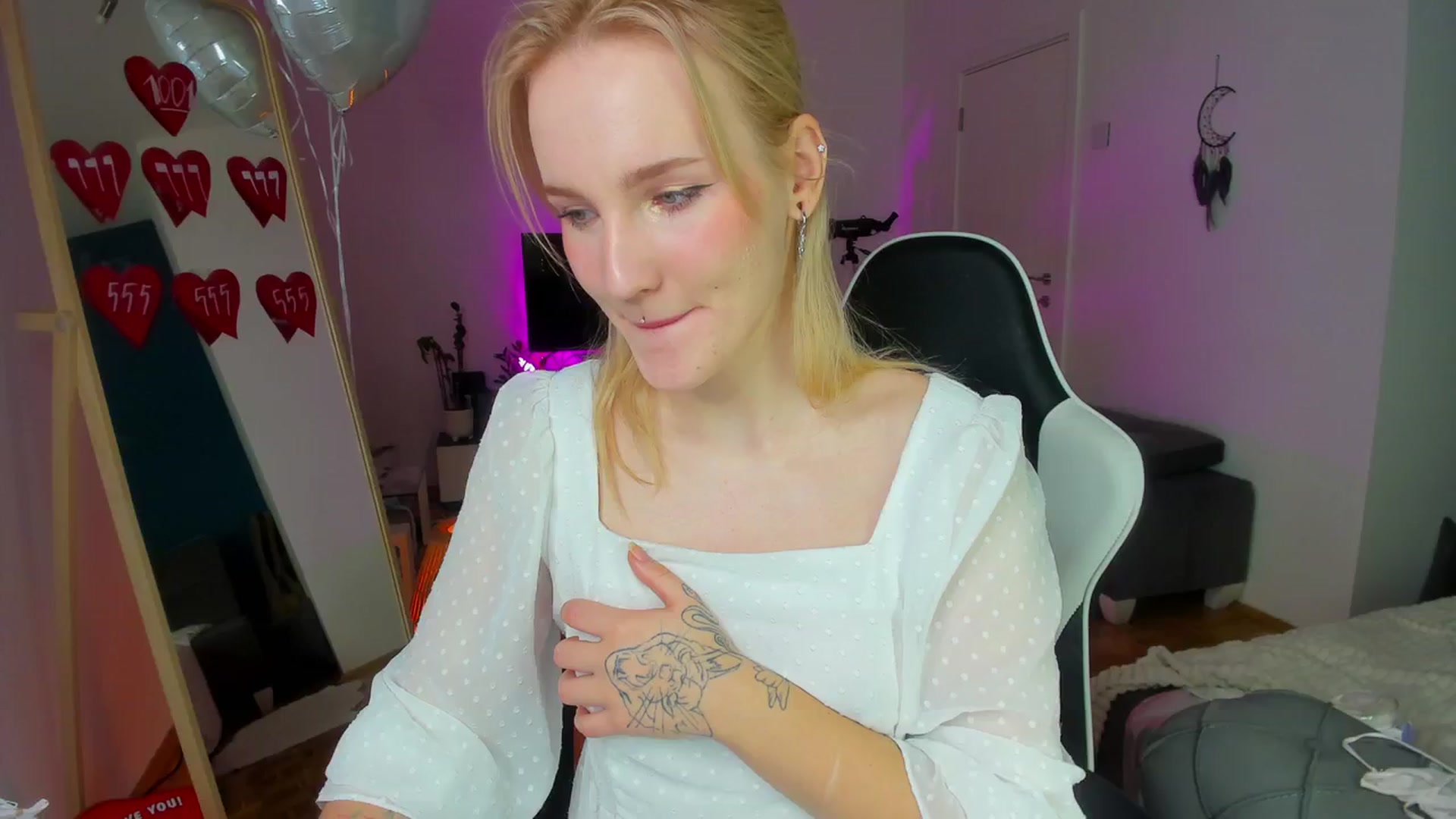 Gallery image thumbnail from GingerVi's myfreecams stream on, 03/23/2024, 03:46 image 2 of 20