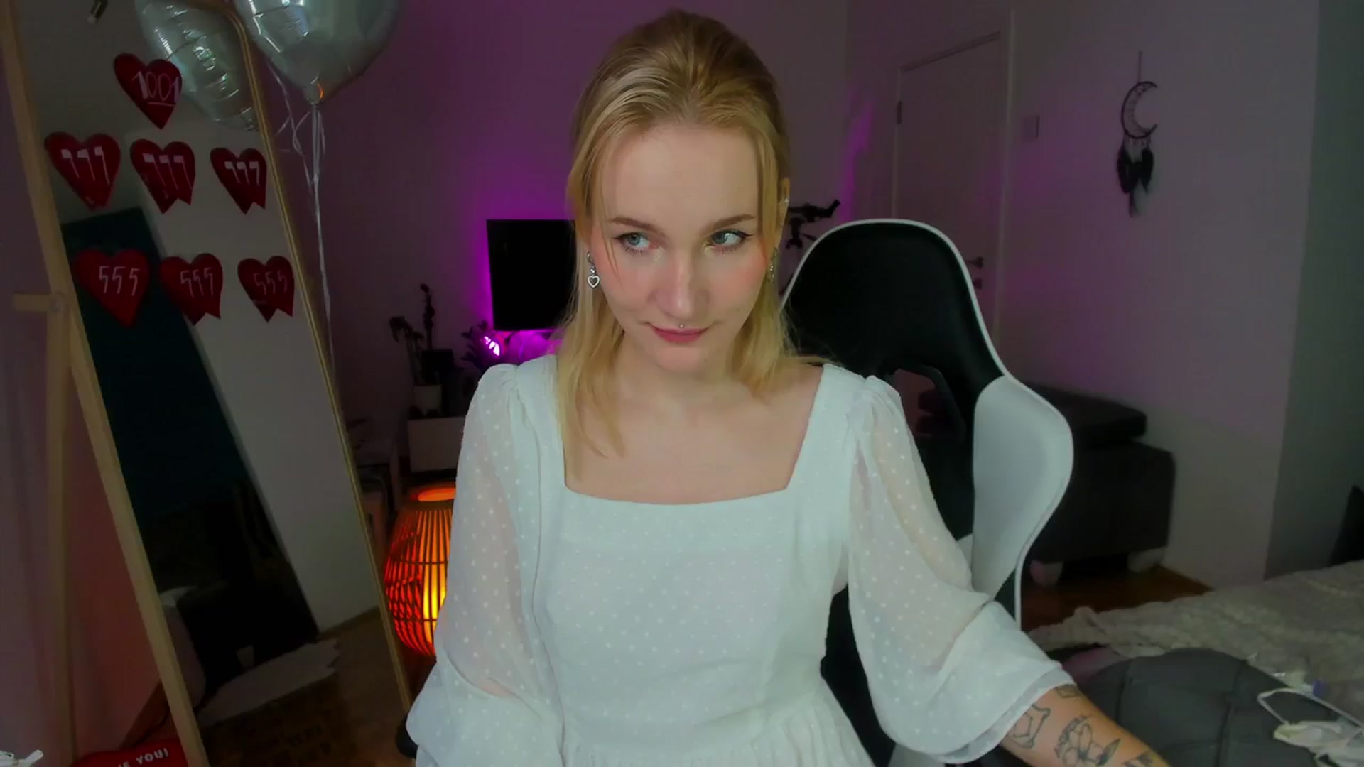 Gallery image thumbnail from GingerVi's myfreecams stream on, 03/23/2024, 03:46 image 3 of 20