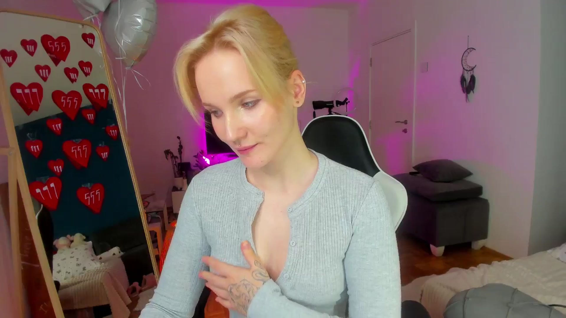 Gallery image thumbnail from GingerVi's myfreecams stream on, 03/26/2024, 06:46 image 18 of 20