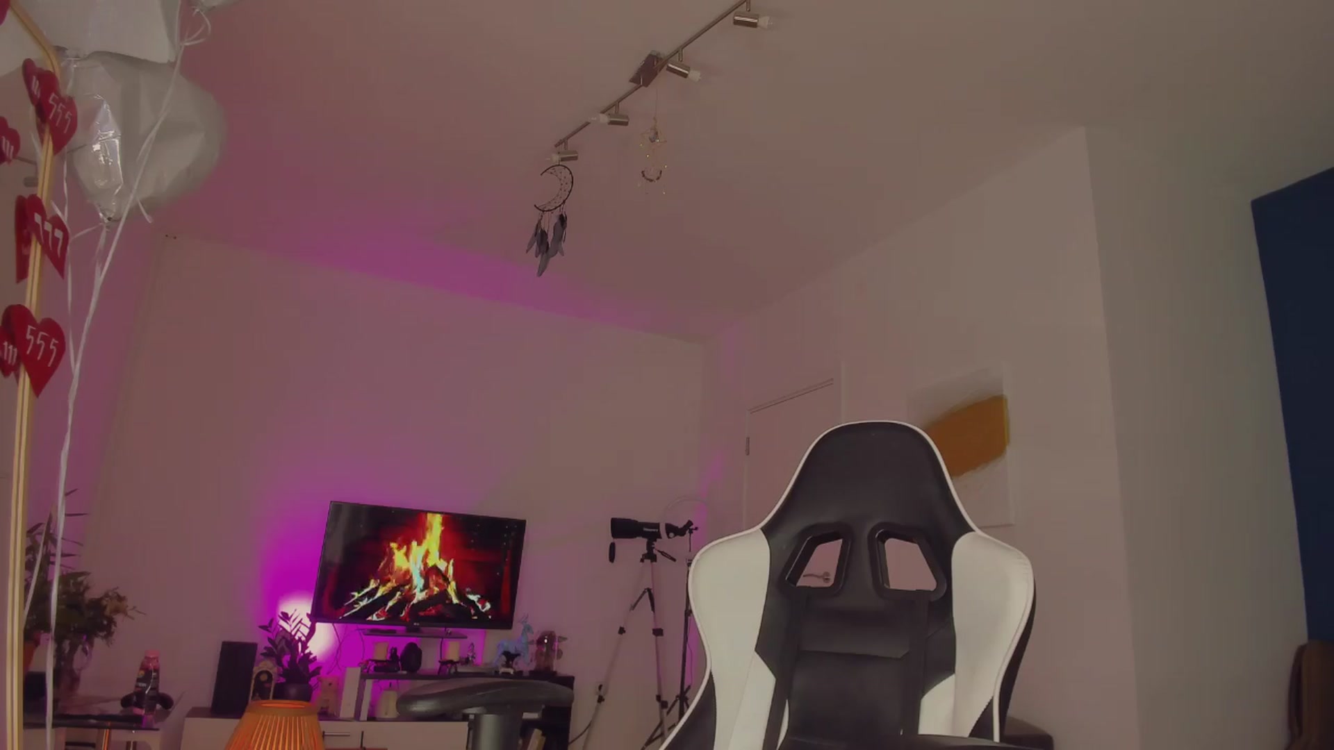 Gallery image thumbnail from GingerVi's myfreecams stream on, 04/07/2024, 04:44 image 16 of 20