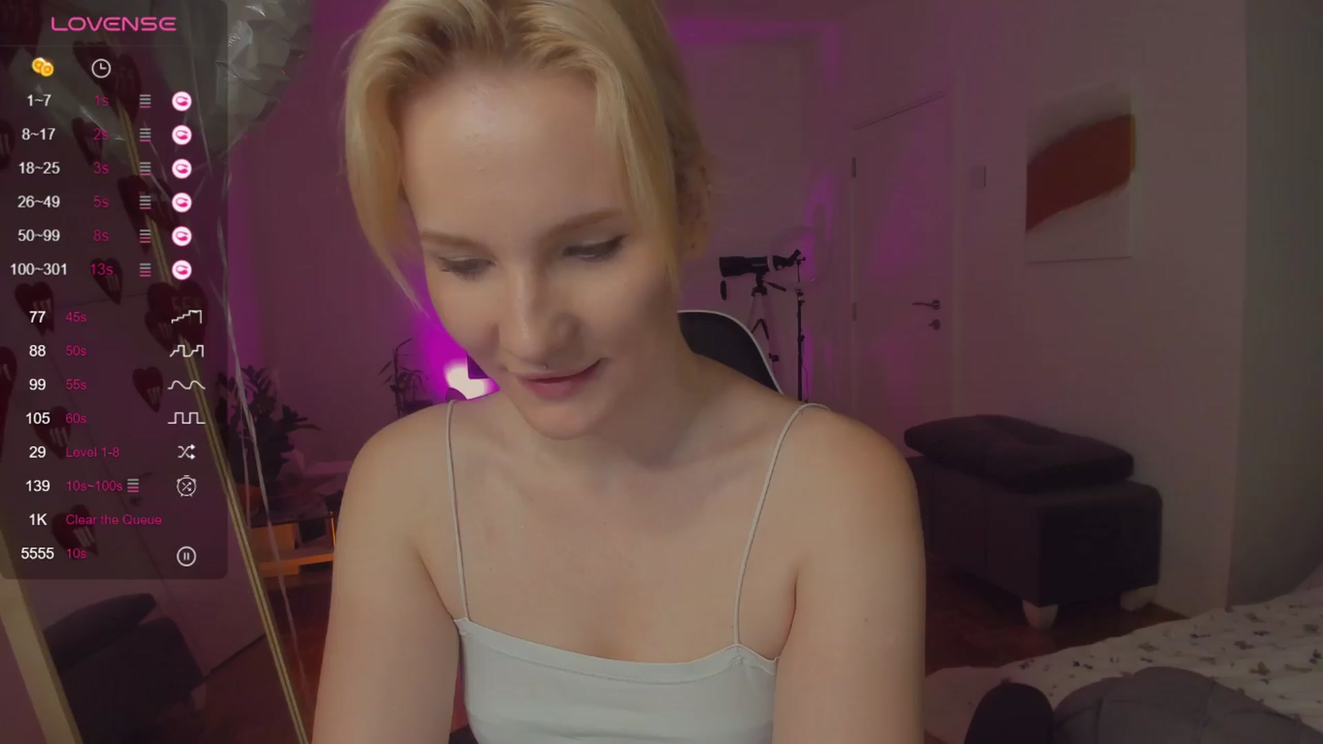 Gallery image thumbnail from GingerVi's myfreecams stream on, 04/11/2024, 04:22 image 12 of 20