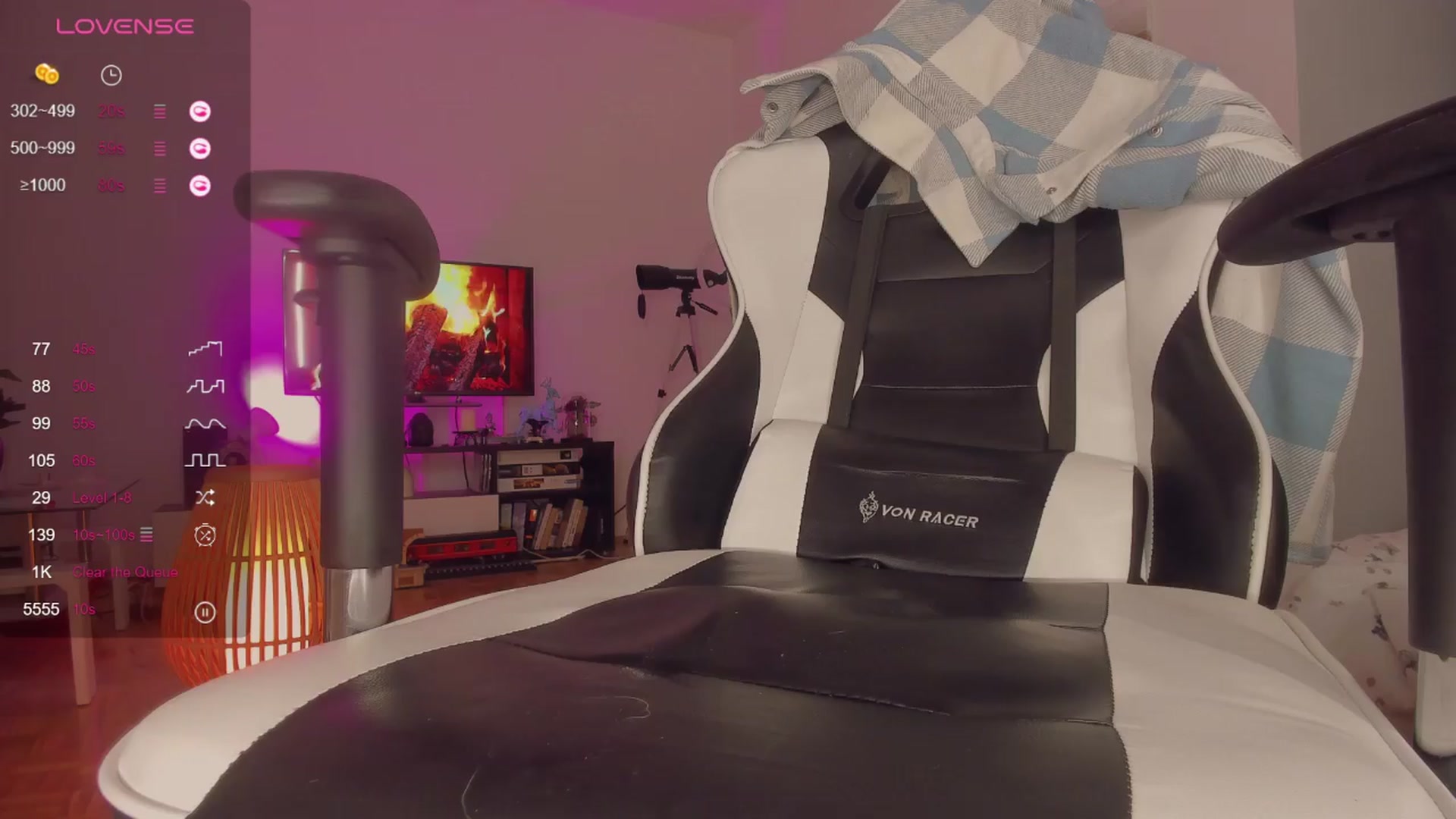 Gallery image thumbnail from GingerVi's myfreecams stream on, 04/12/2024, 04:13 image 17 of 20