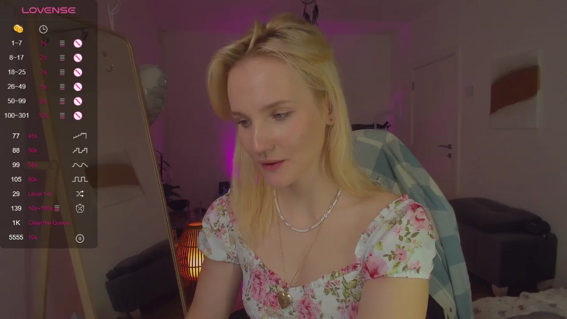 Gallery image thumbnail from GingerVi's myfreecams stream on, 04/15/2024, 05:30 image 11 of 20