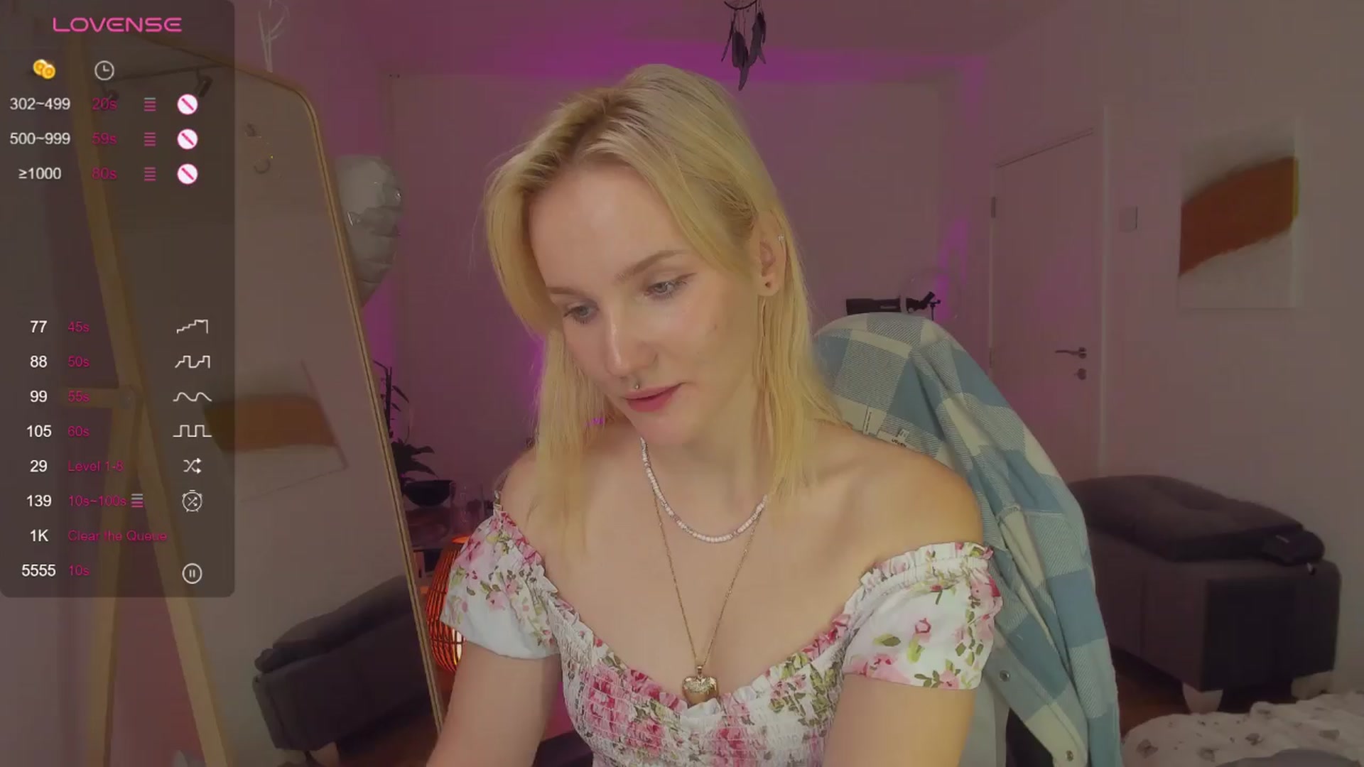 Gallery image thumbnail from GingerVi's myfreecams stream on, 04/15/2024, 05:30 image 17 of 20