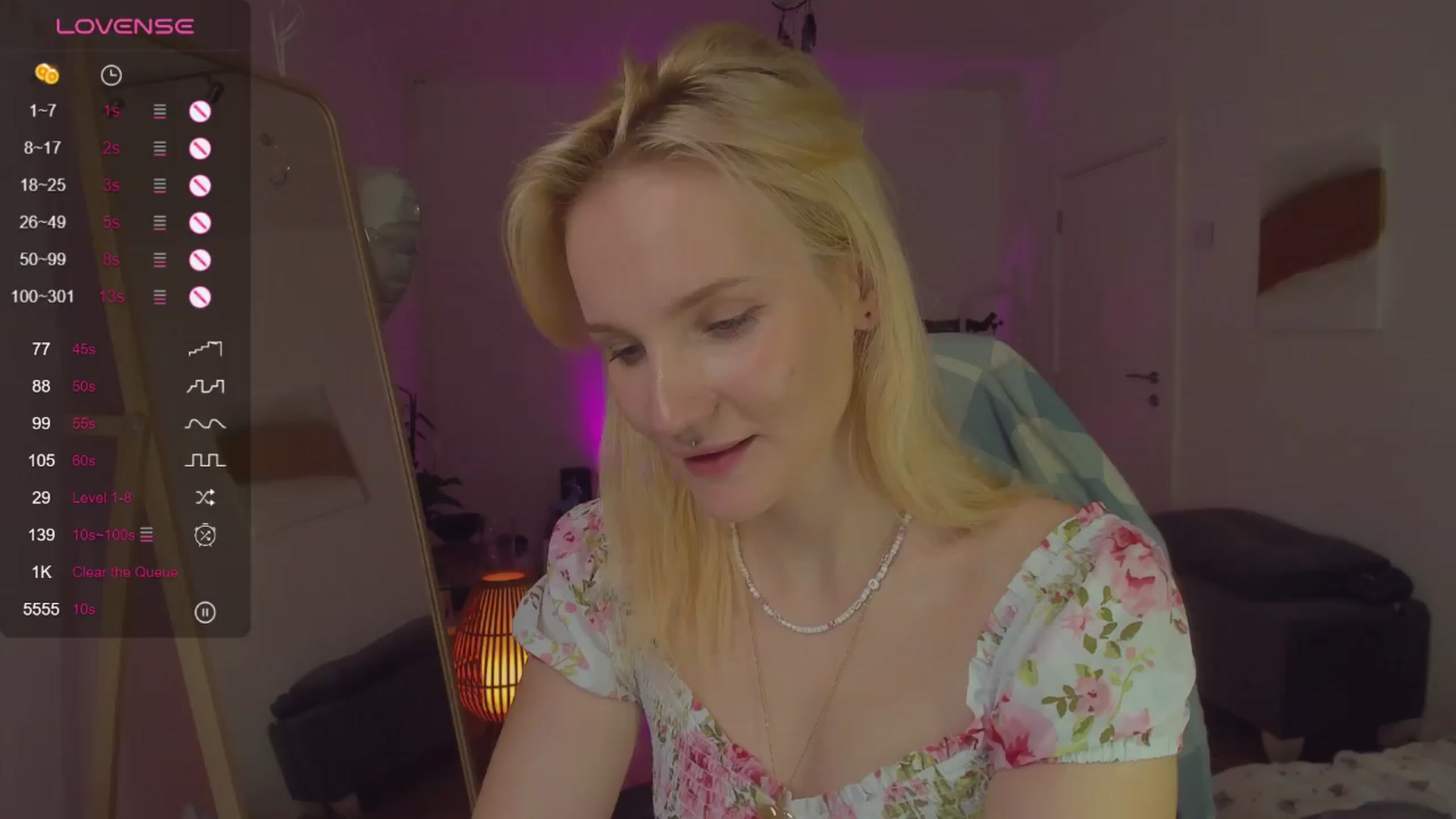 Gallery image thumbnail from GingerVi's myfreecams stream on, 04/15/2024, 05:30 image 12 of 20