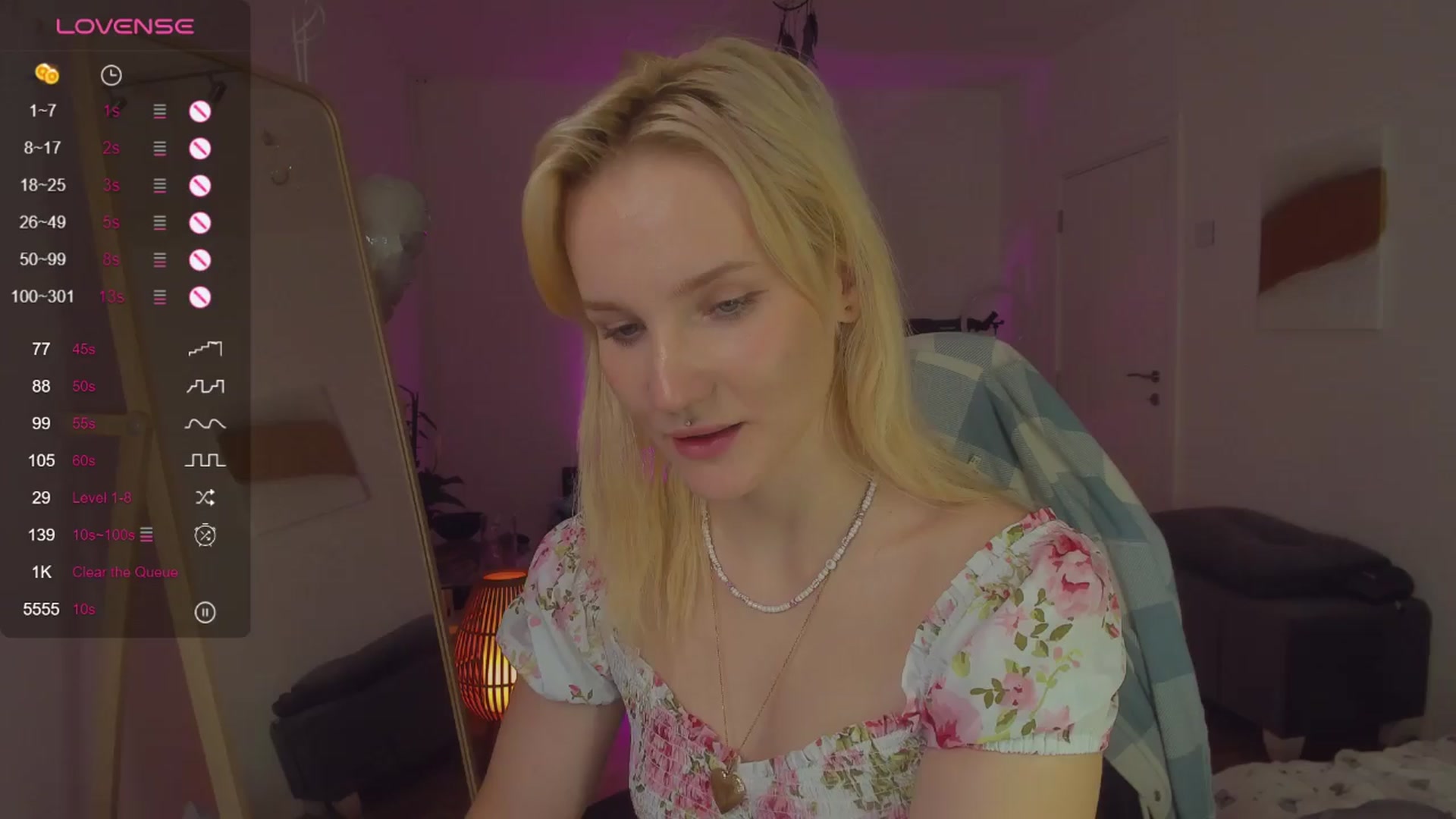 Gallery image thumbnail from GingerVi's myfreecams stream on, 04/15/2024, 05:30 image 10 of 20