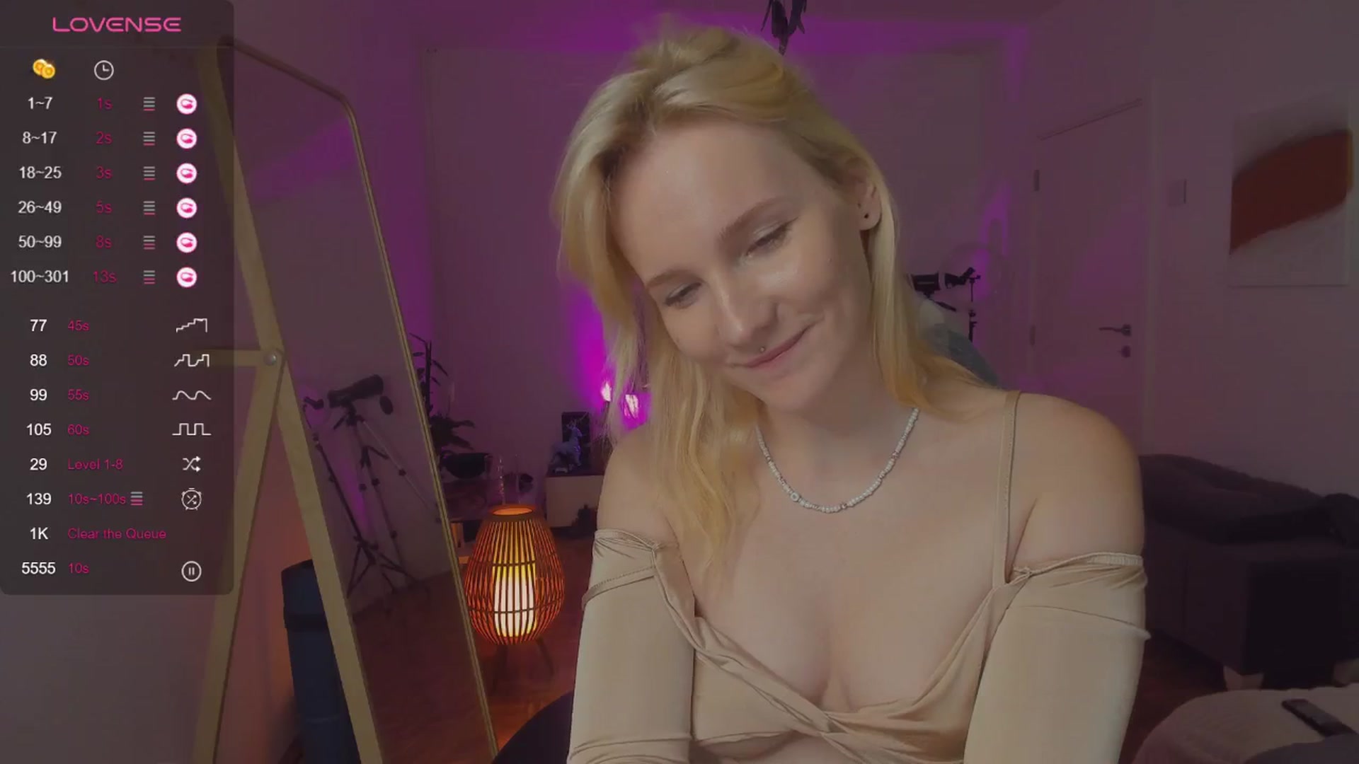 Gallery image thumbnail from GingerVi's myfreecams stream on, 04/16/2024, 02:55 image 10 of 20