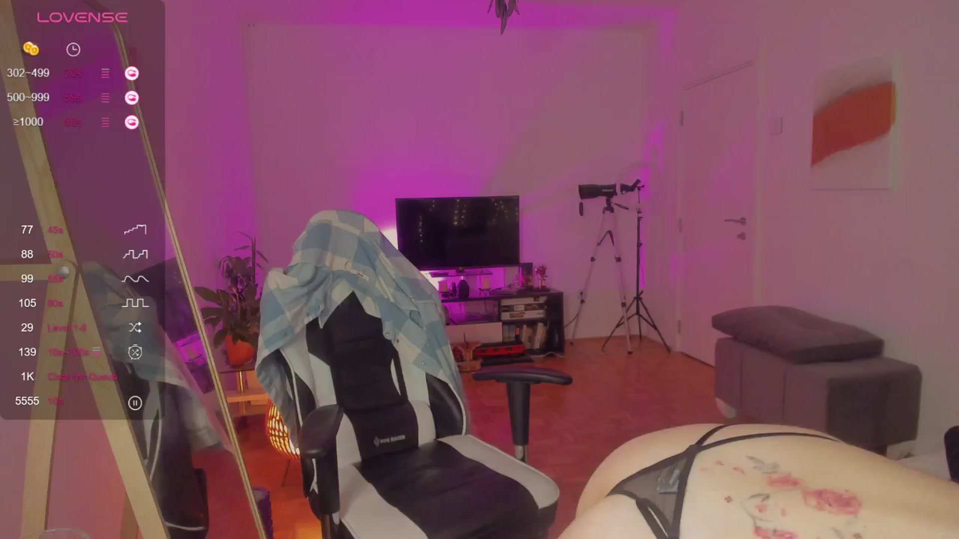 Gallery image thumbnail from GingerVi's myfreecams stream on, 04/20/2024, 03:03 image 6 of 20